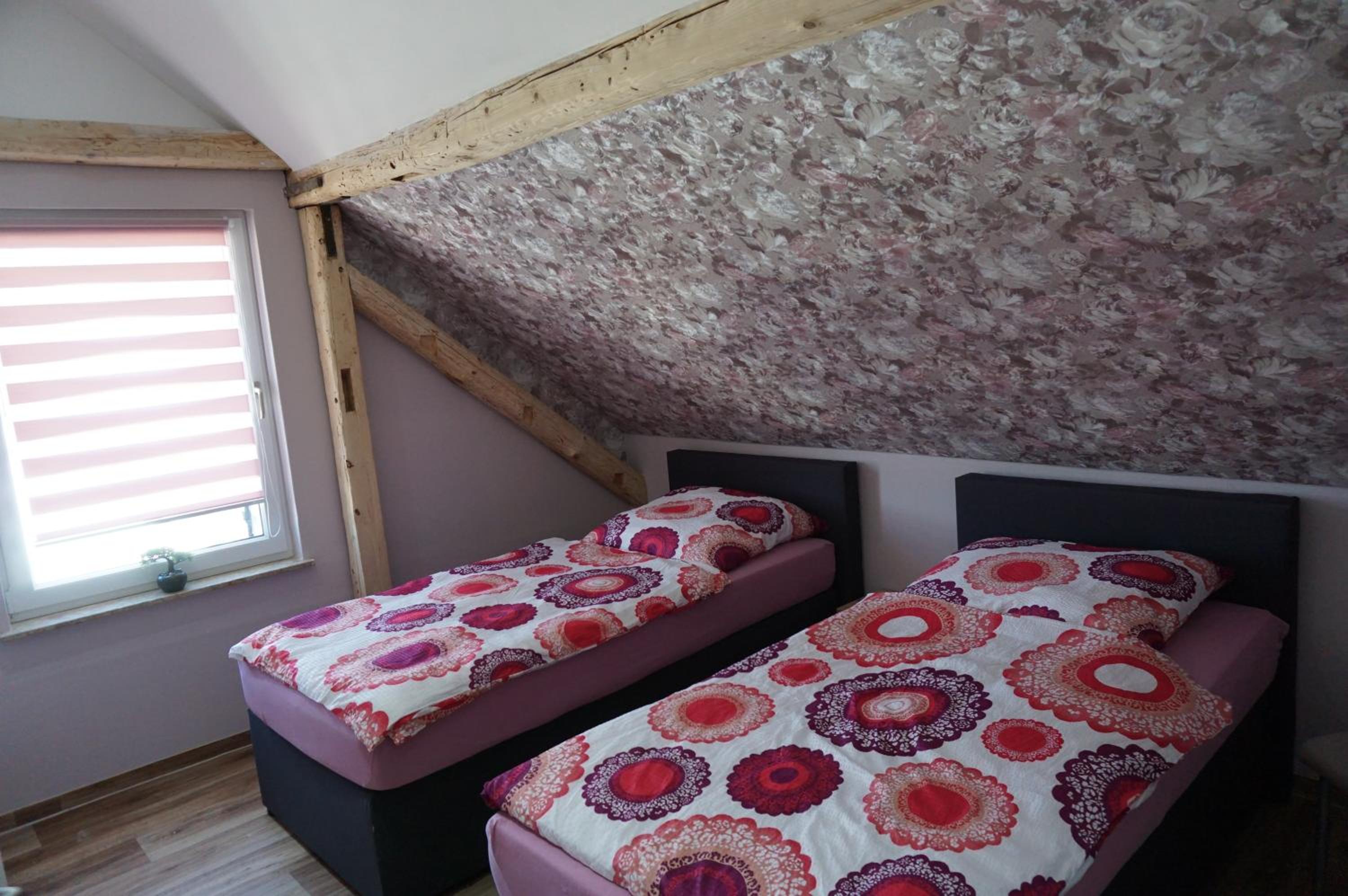 Außergewöhnliche Dachgeschosswohnung Monteure Herzlich Willkommen, kostenloses Wlan, kostenlose Parkplätze view 4
