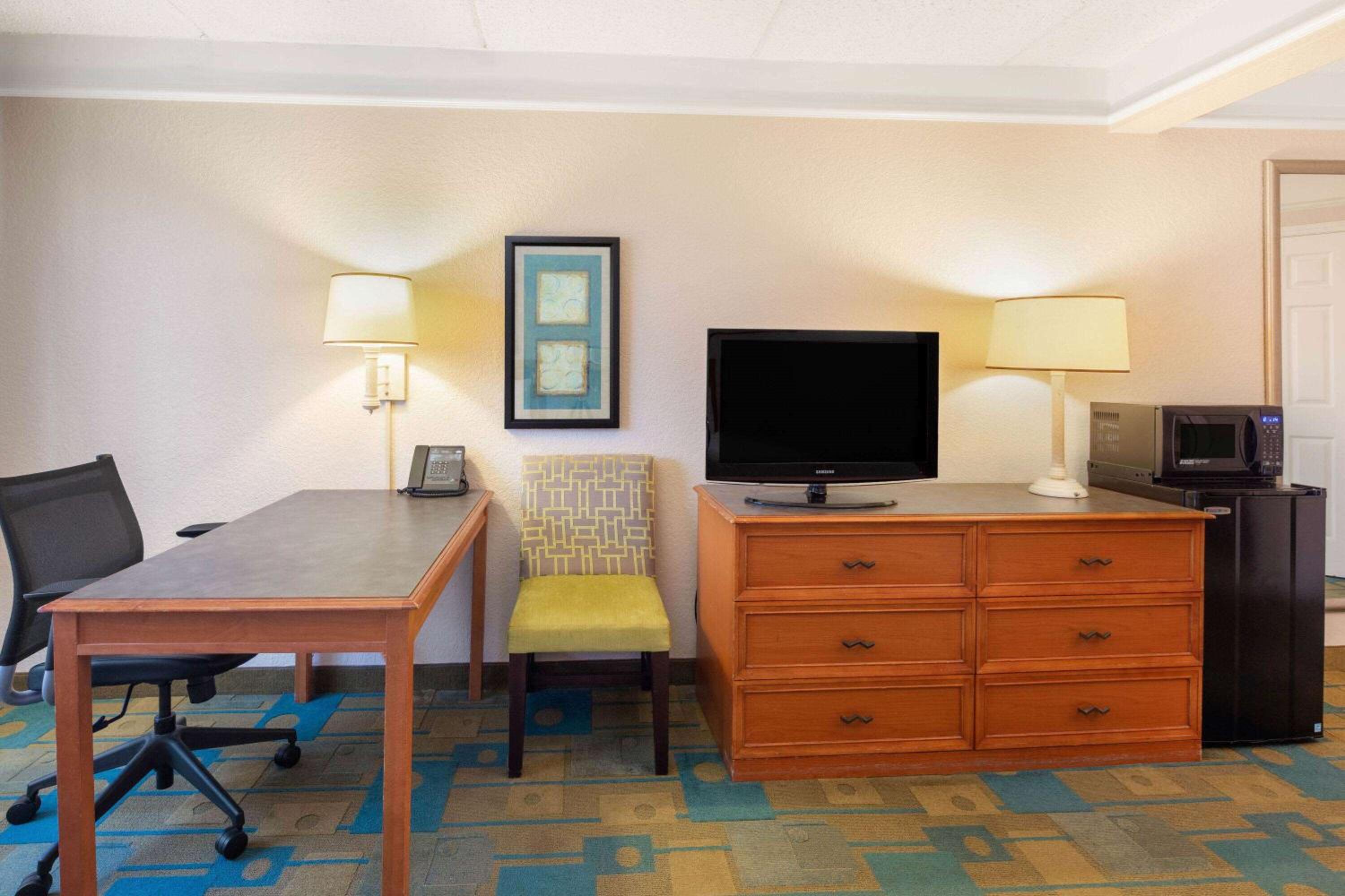 La Quinta by Wyndham Ft. Lauderdale Plantation - Property Image 10