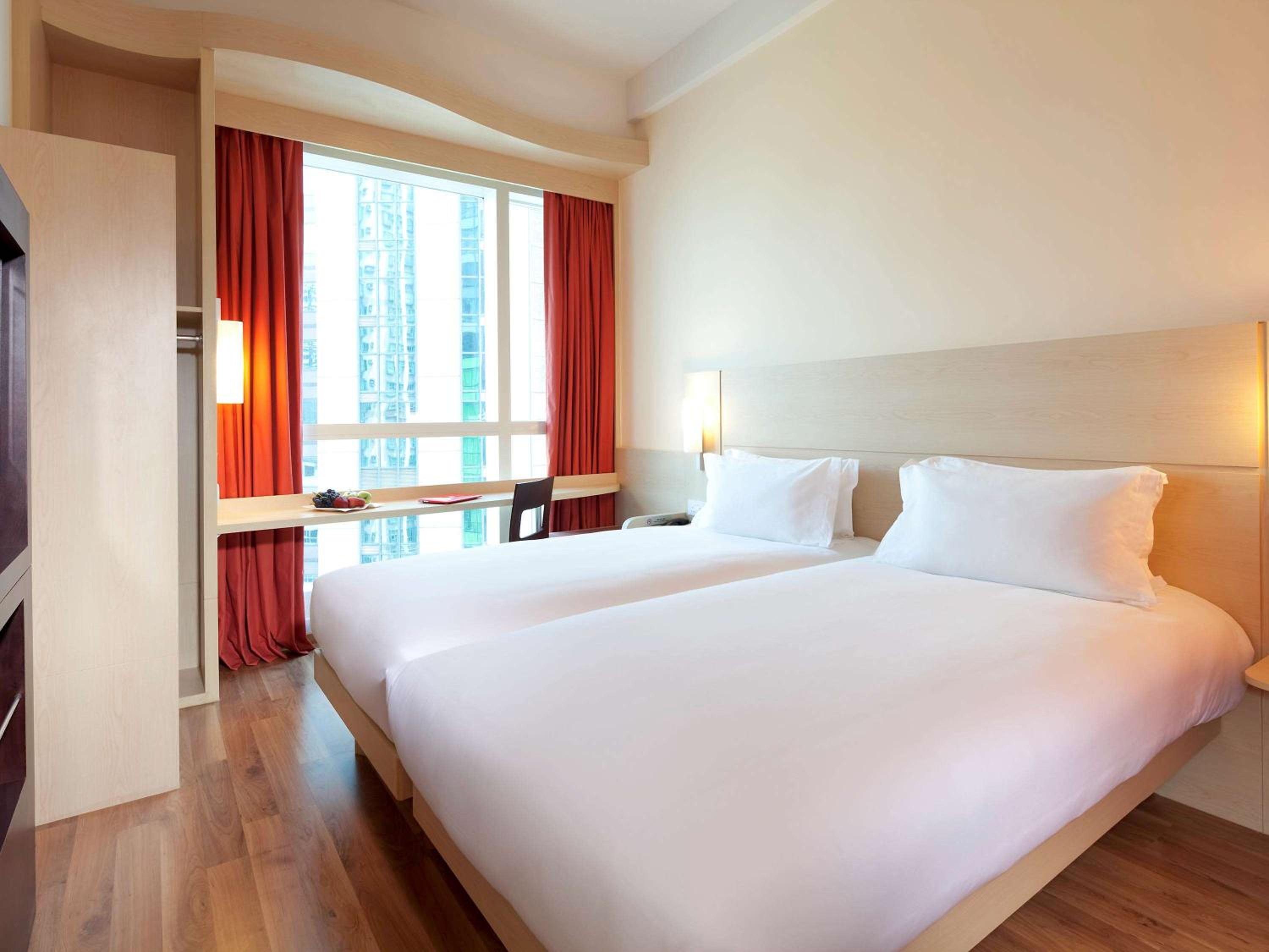 Ibis Hong Kong Central & Sheung Wan 3