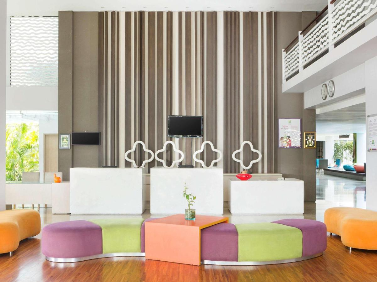 hotel reception