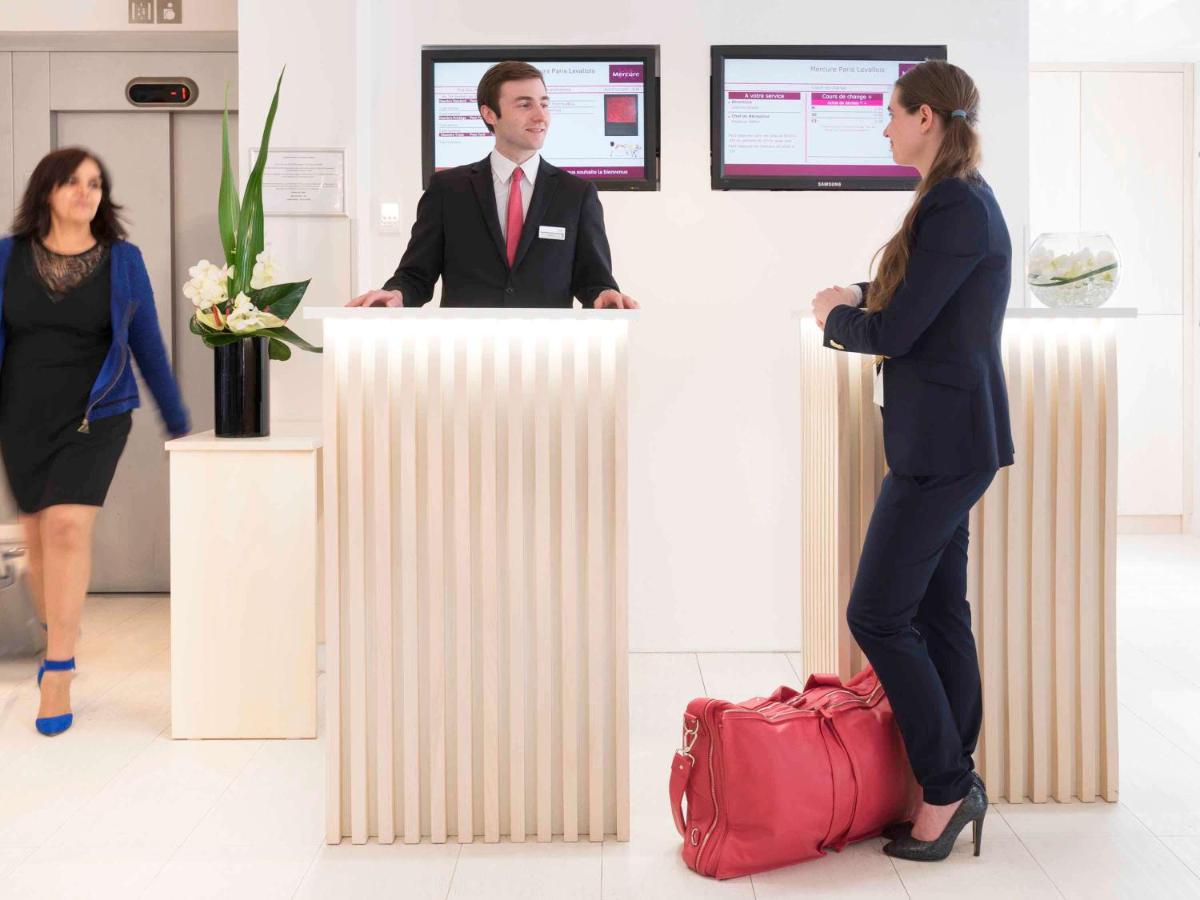 hotel reception