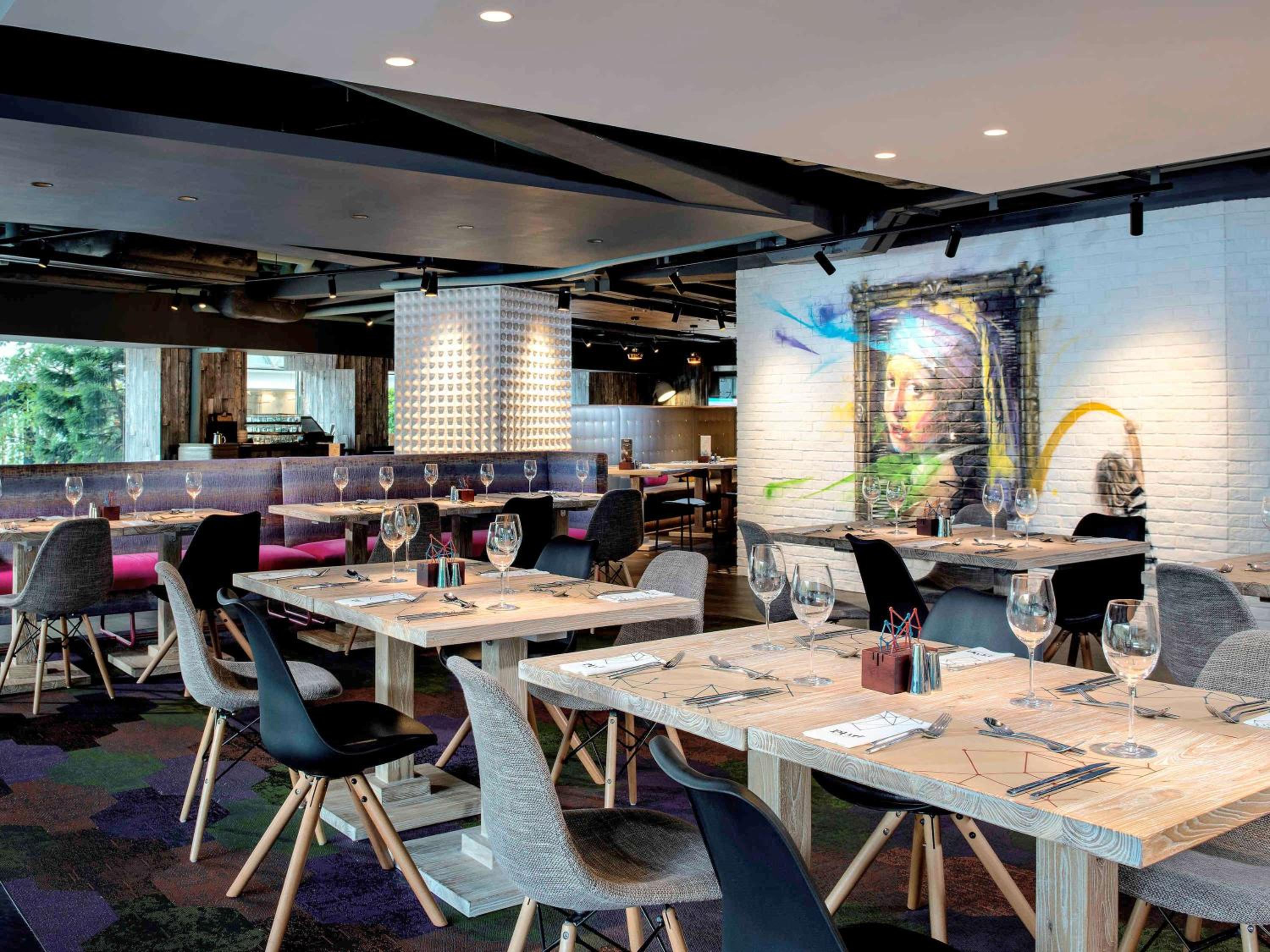 The Park Lane Hong Kong, Autograph Collection