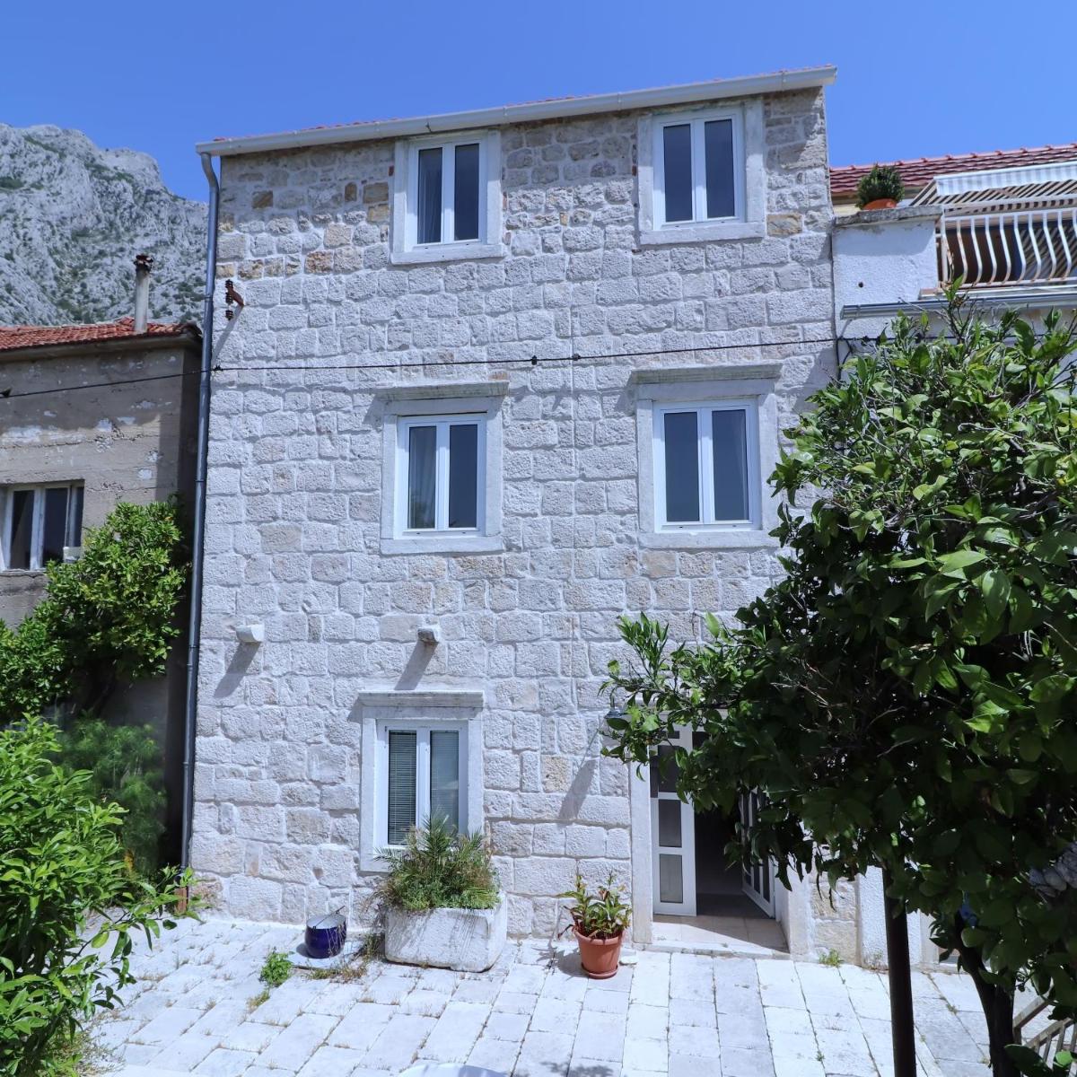 Villa Grace view 5