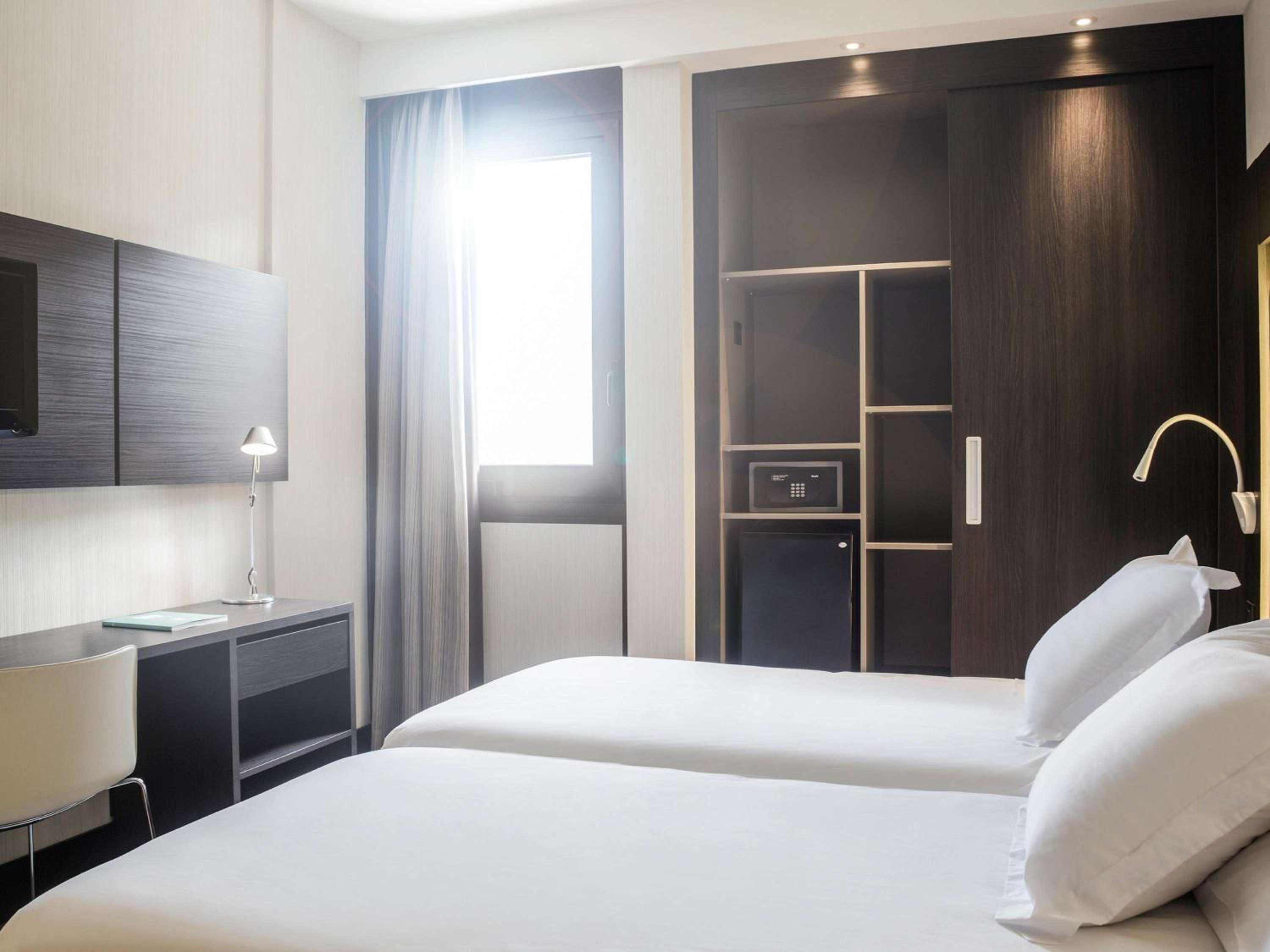 Novotel Madrid Center-3