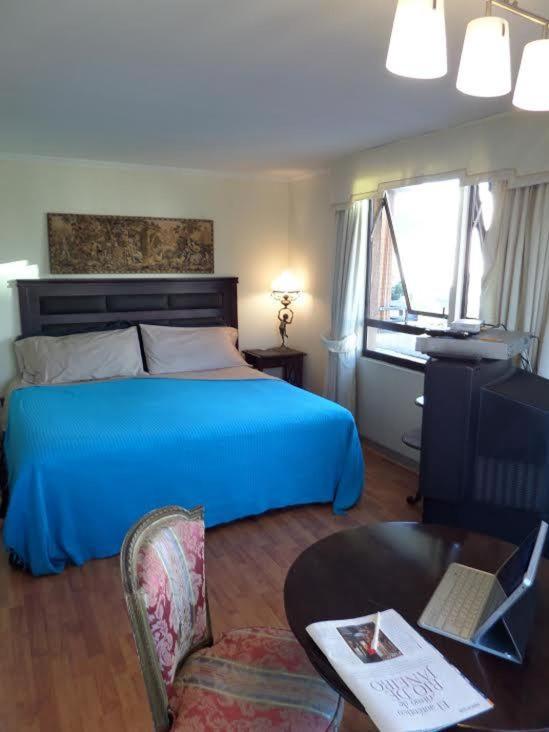 Costanera Center Apartment