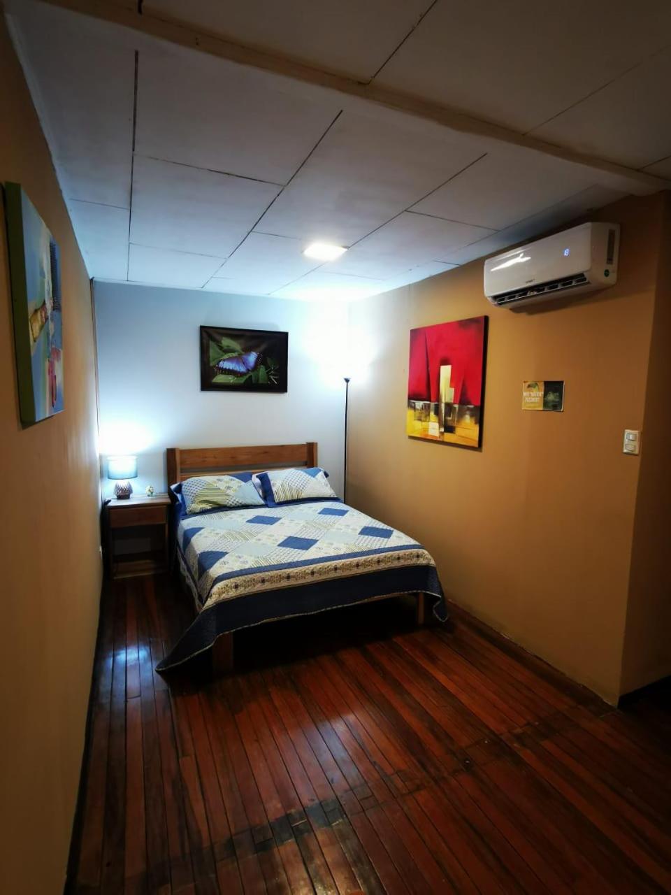 Photo 18