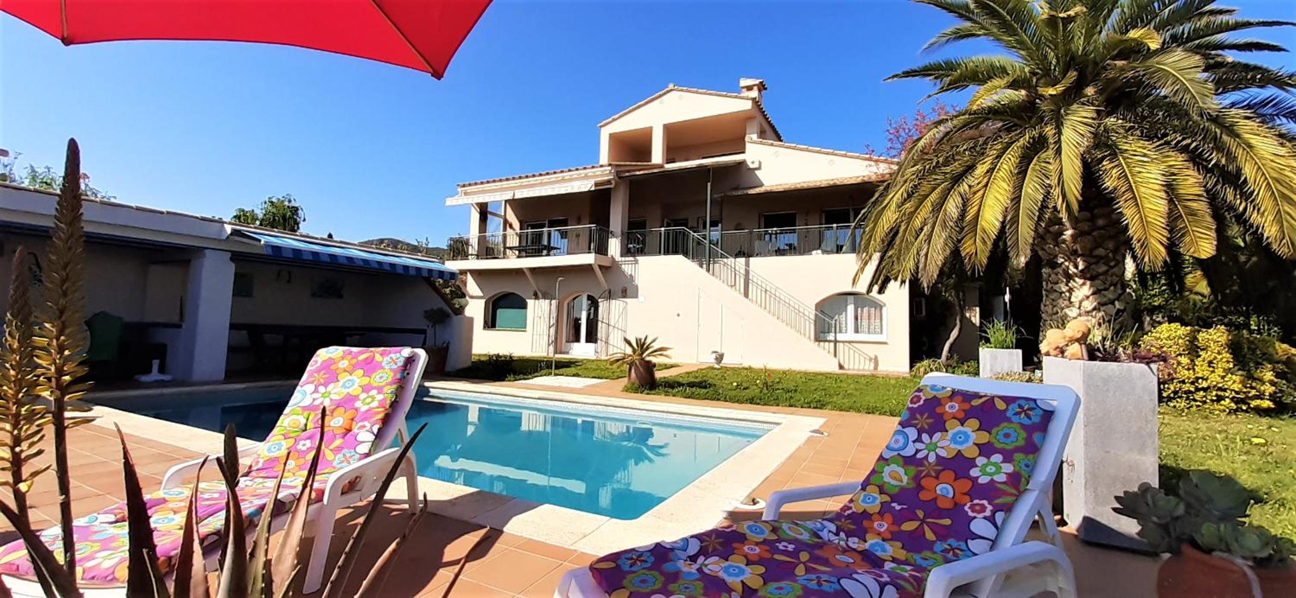 Suite & Spa Panoramic Olivars - main view