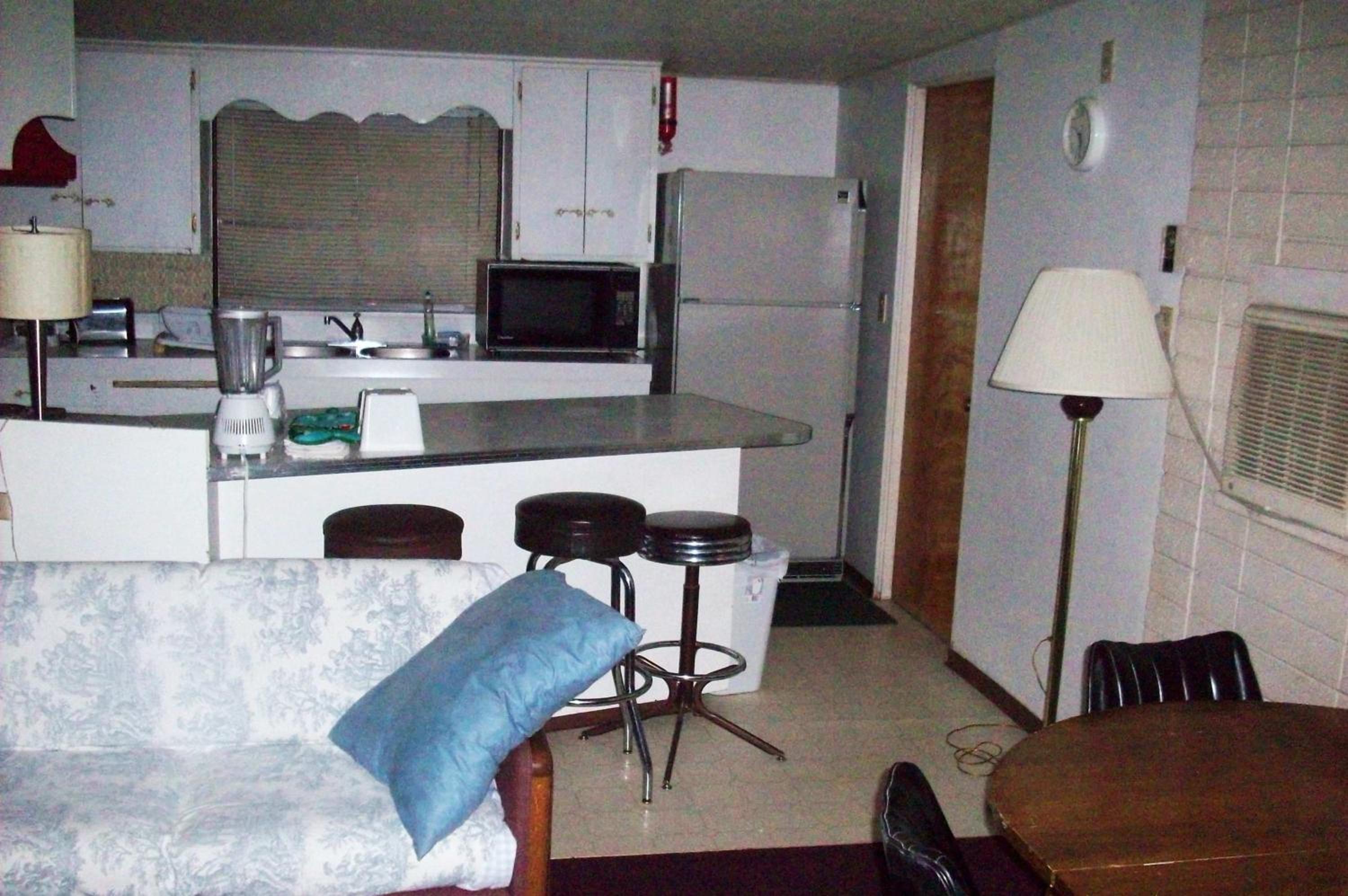 Hilander Motel