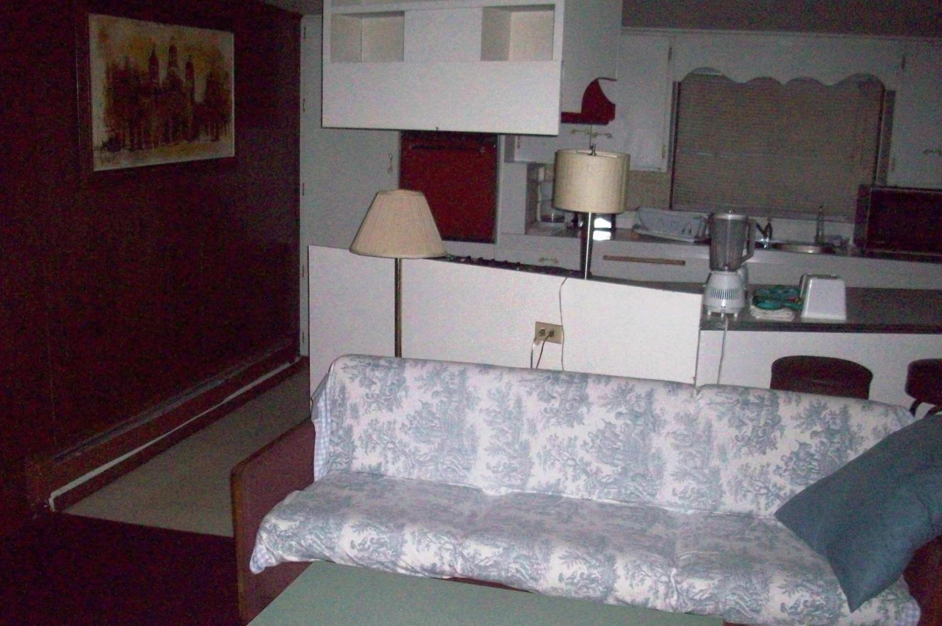 Hilander Motel