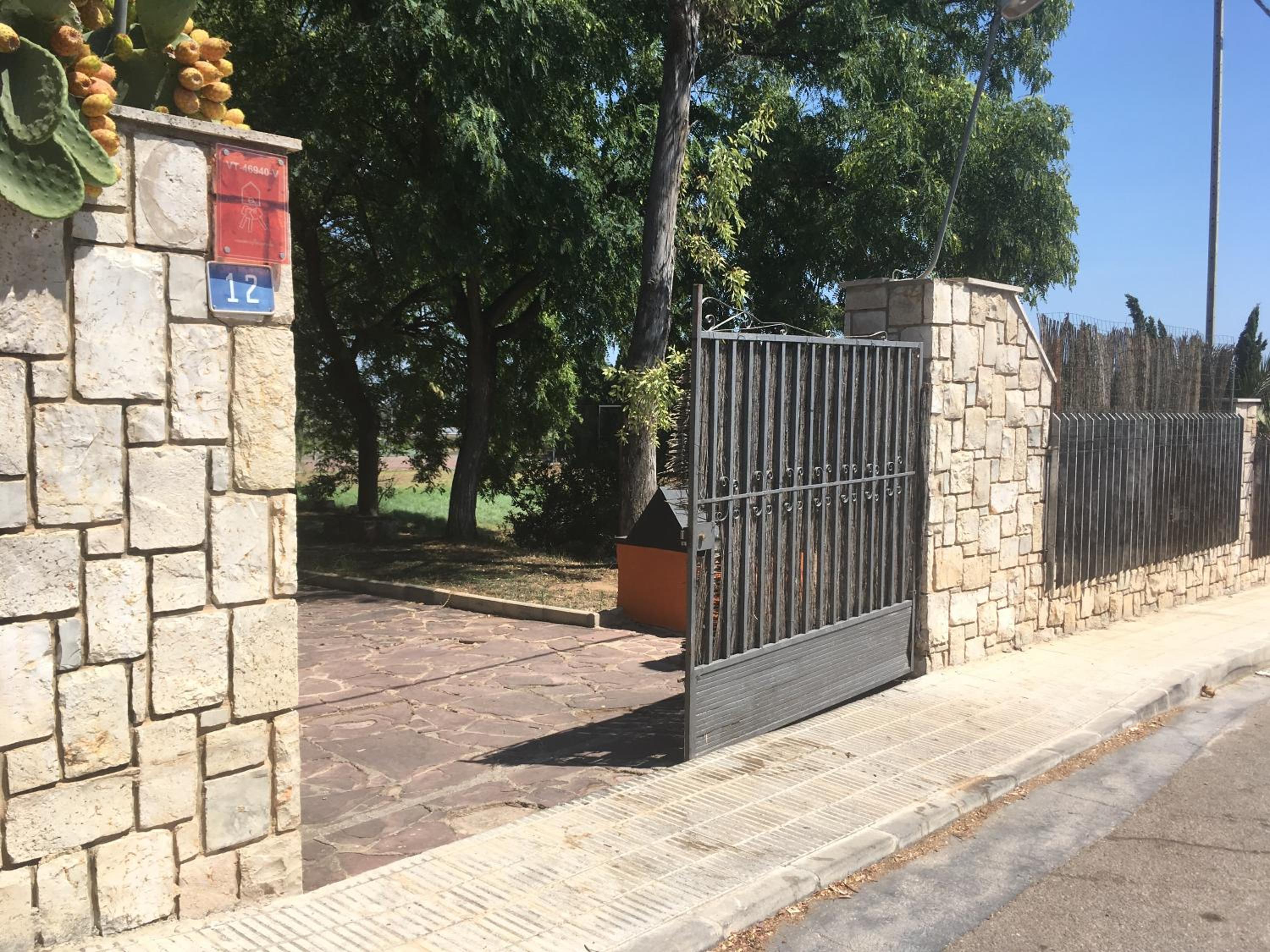 Villa Entrenaranjos