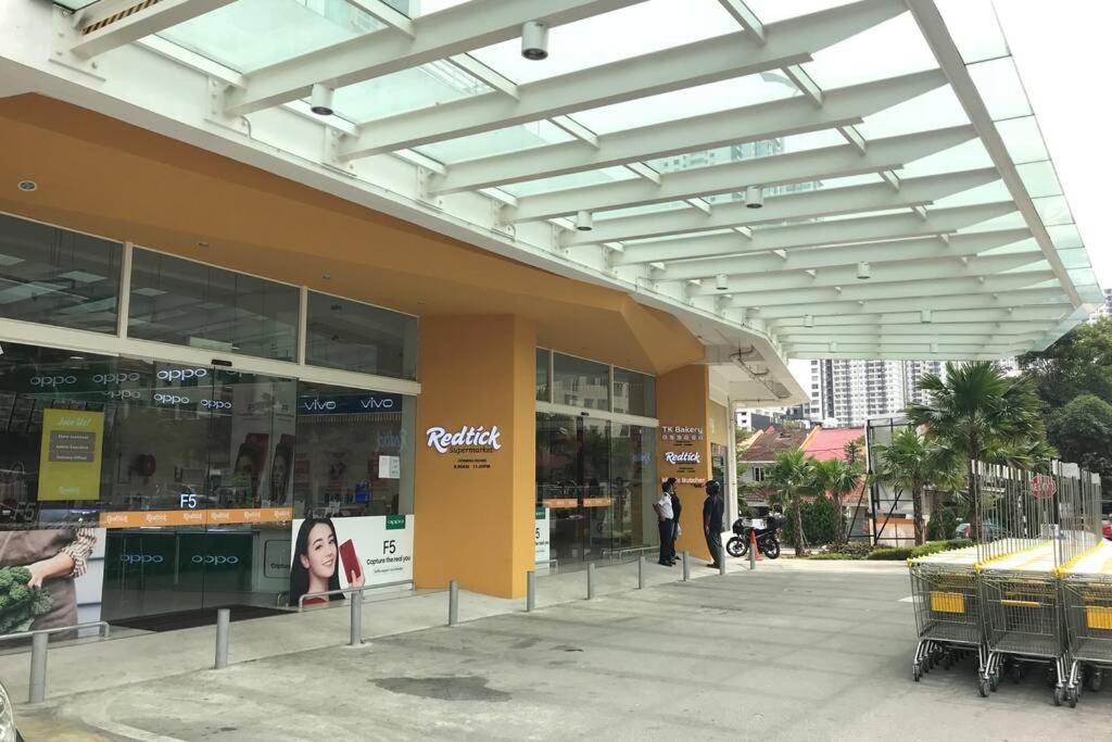 Nordic Design 2BR Premium Suite, near Desa ParkCity, KL