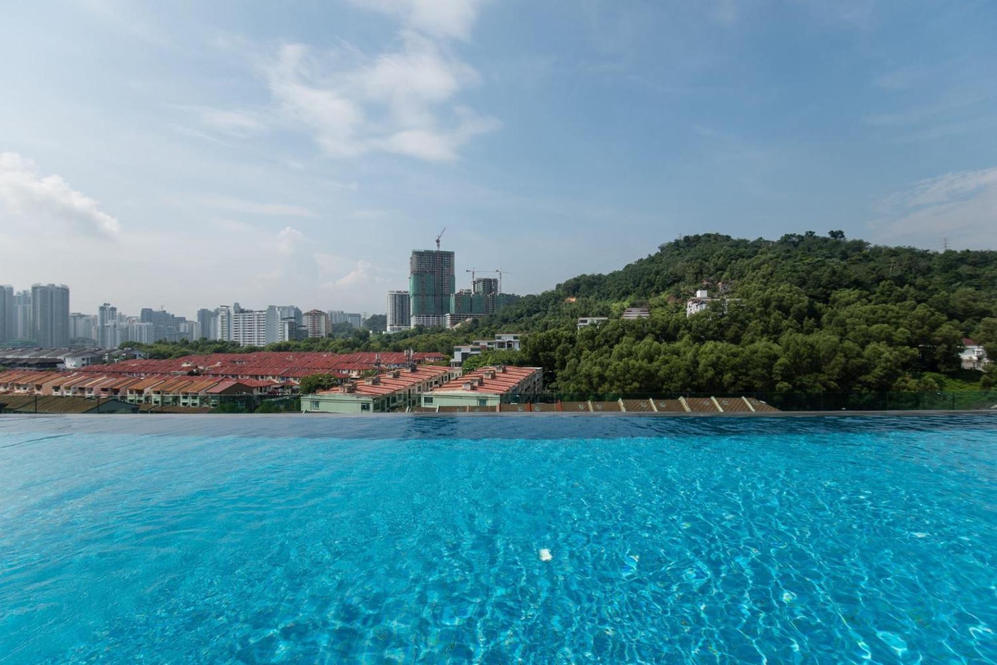 Nordic Design 2BR Premium Suite, near Desa ParkCity, KL