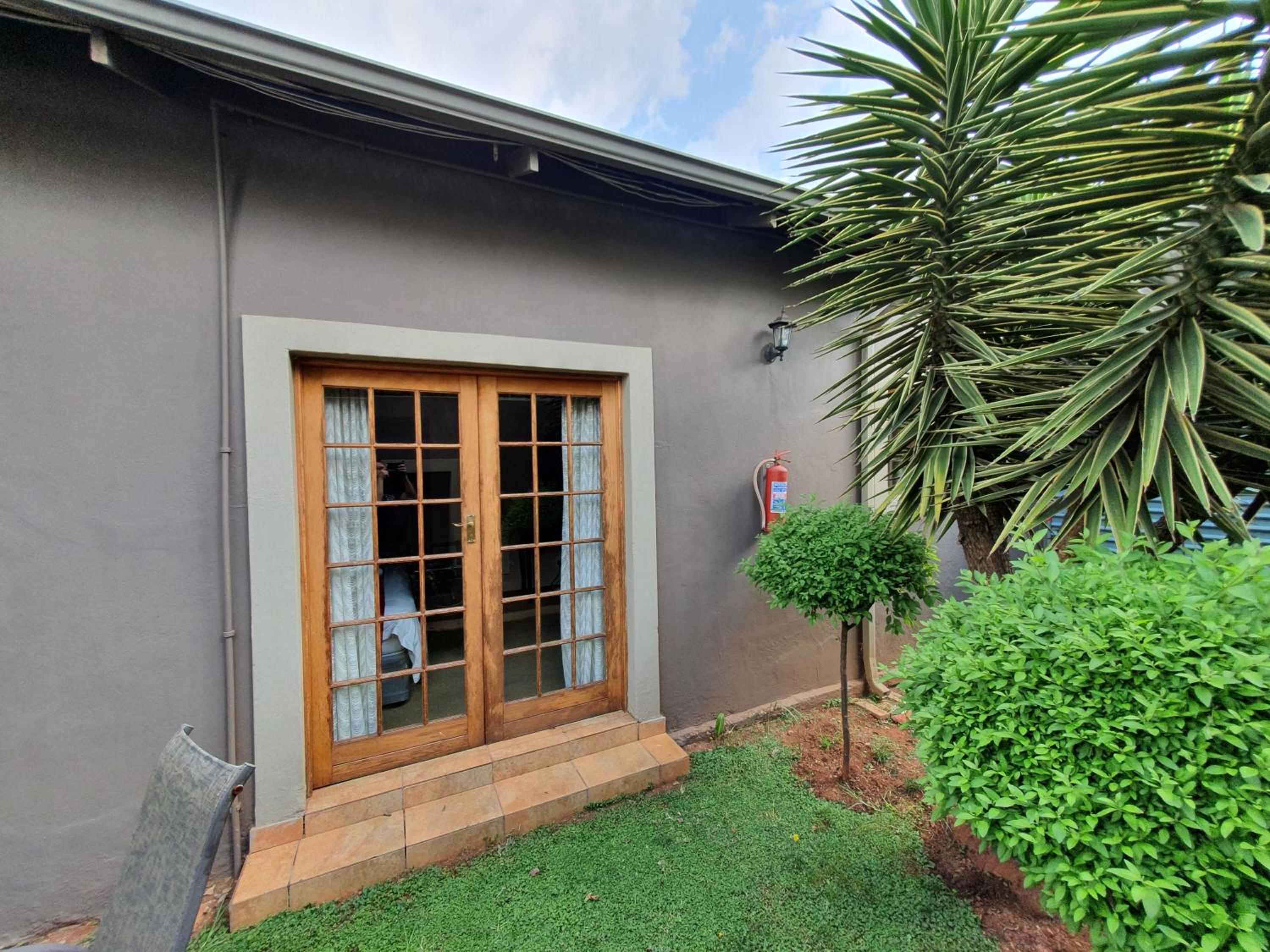 7th Street Guesthouse