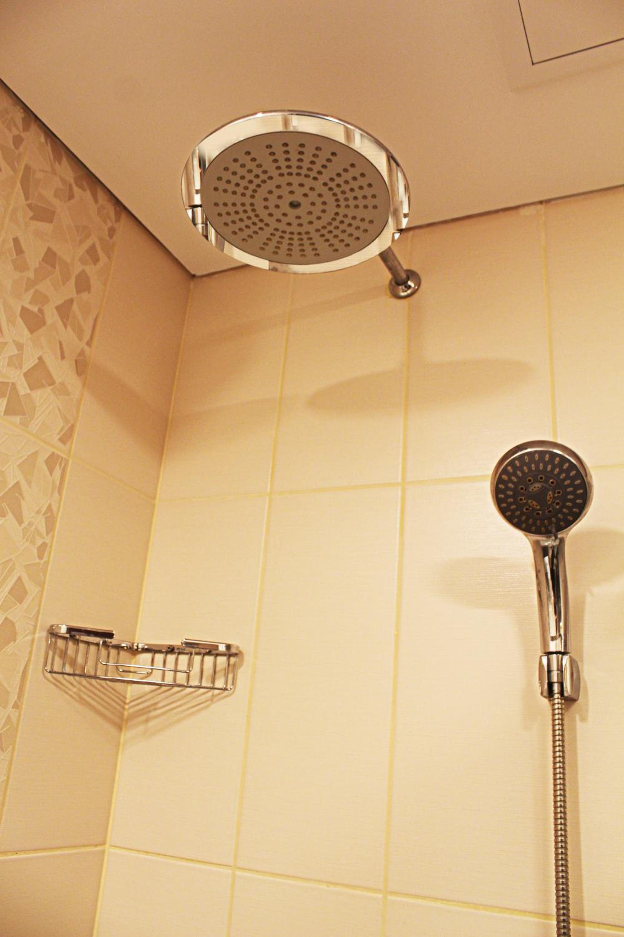 Aristocrat Hotel - Image 41