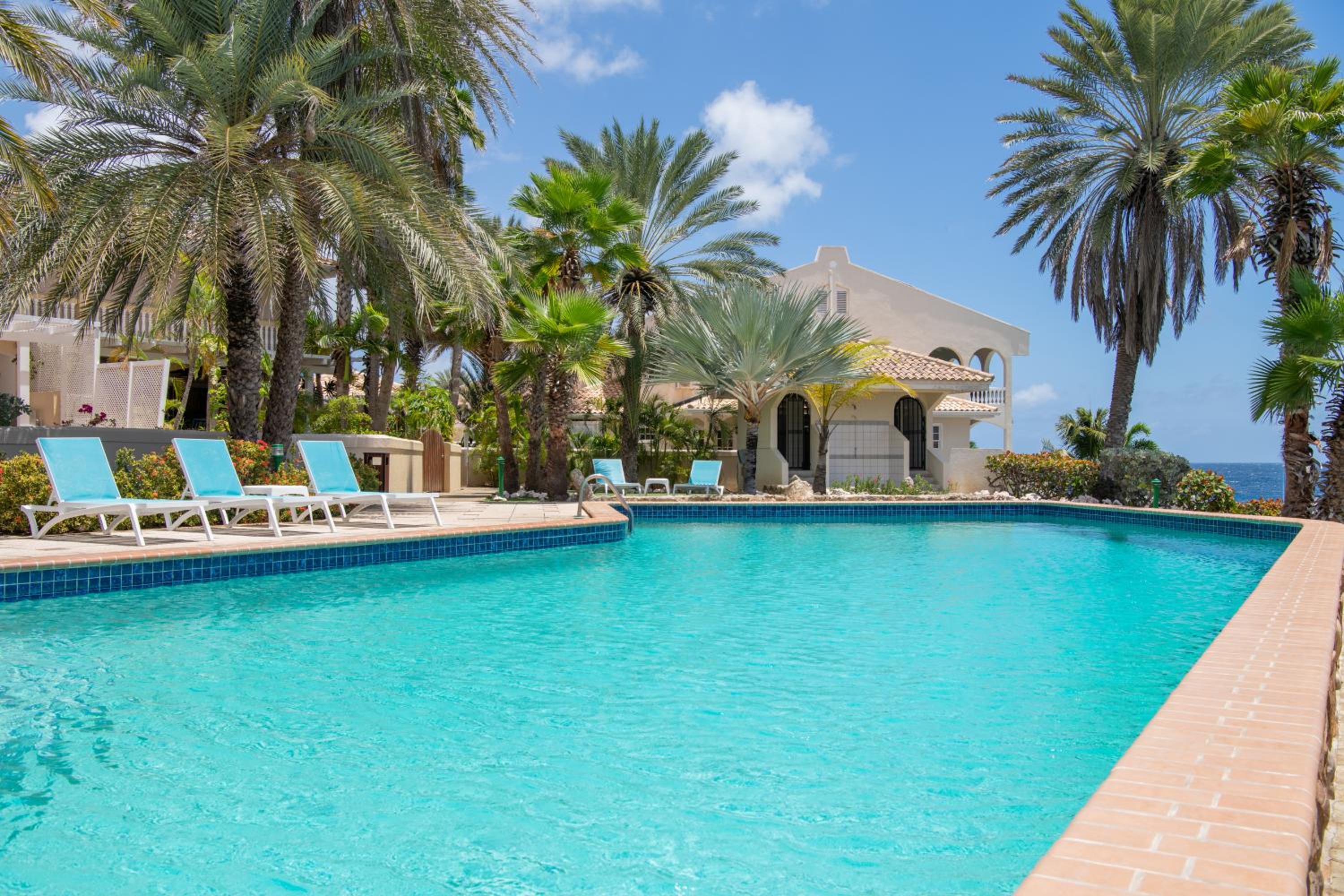 Curacao Luxury Holiday Rentals