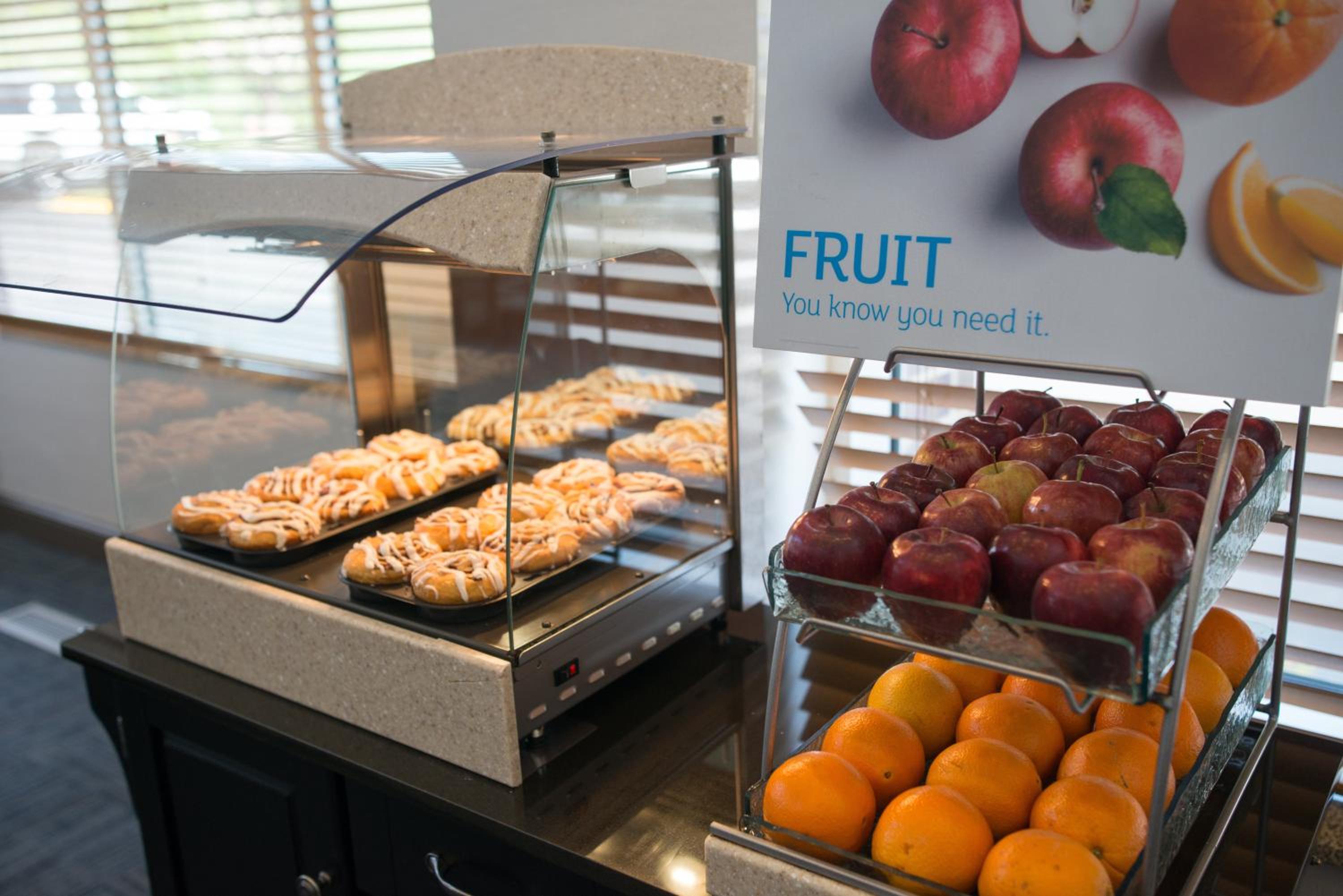 Holiday Inn Express Hotel  Suites Chanhassen, an IHG Hotel - Property Image 25