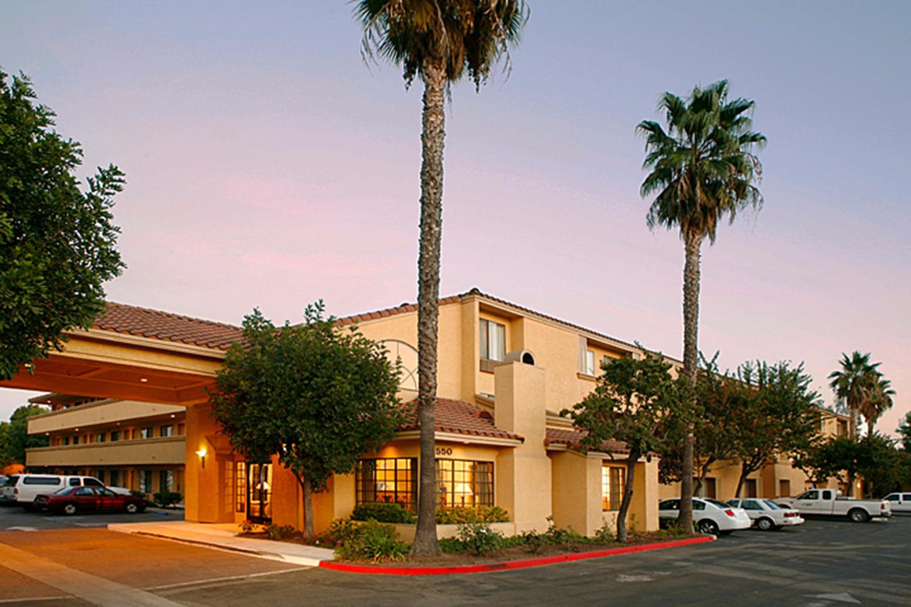 Holiday Inn Express Simi Valley, an IHG Hotel - Property Image 28