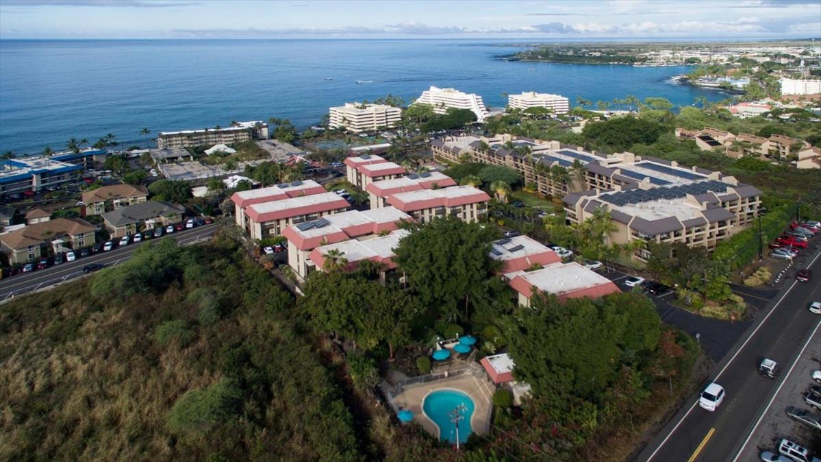 OCEANVIEW 2 Bedroom - WALK TO DOWNTOWN view 5