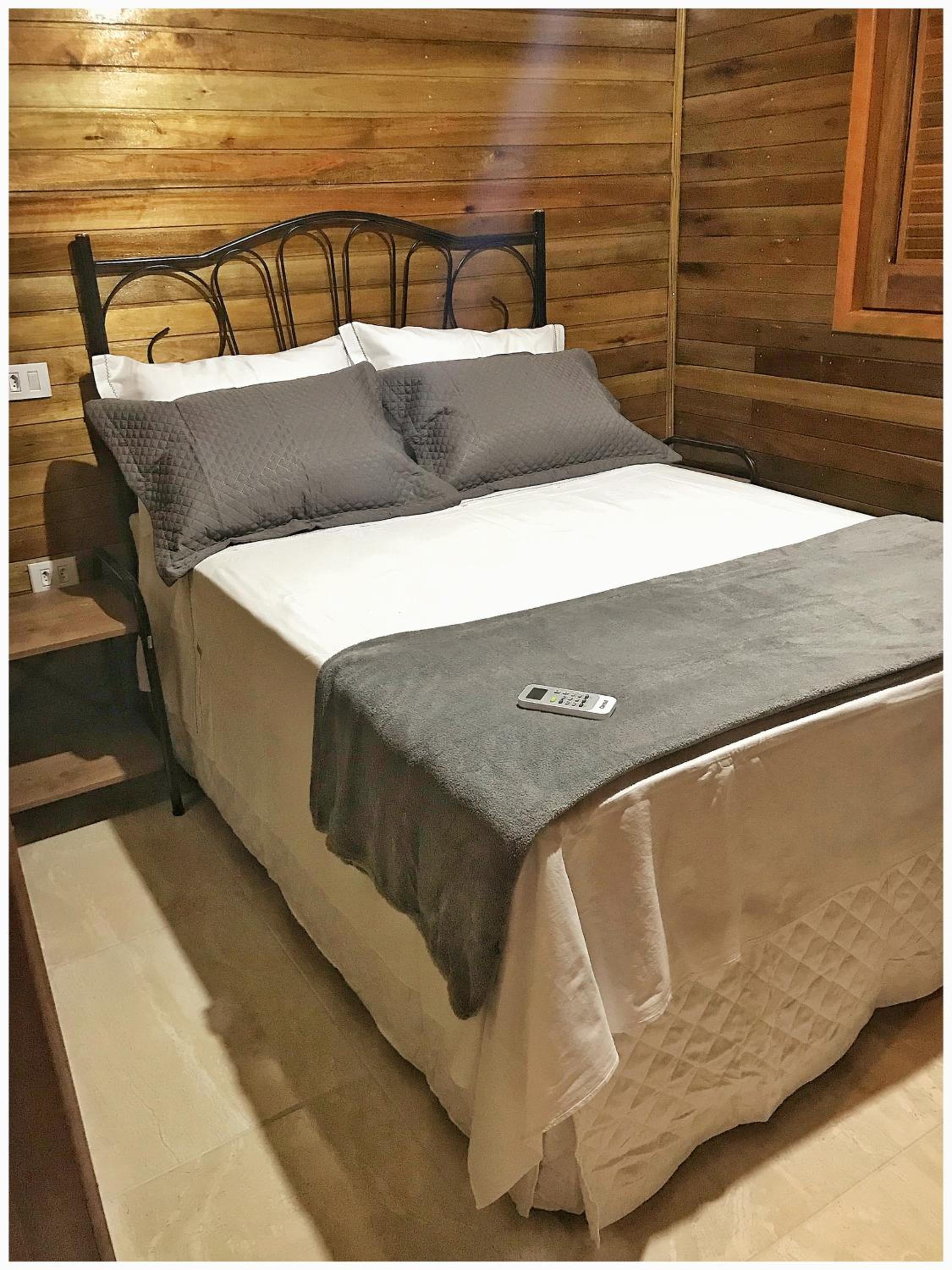 Canyons Guest House