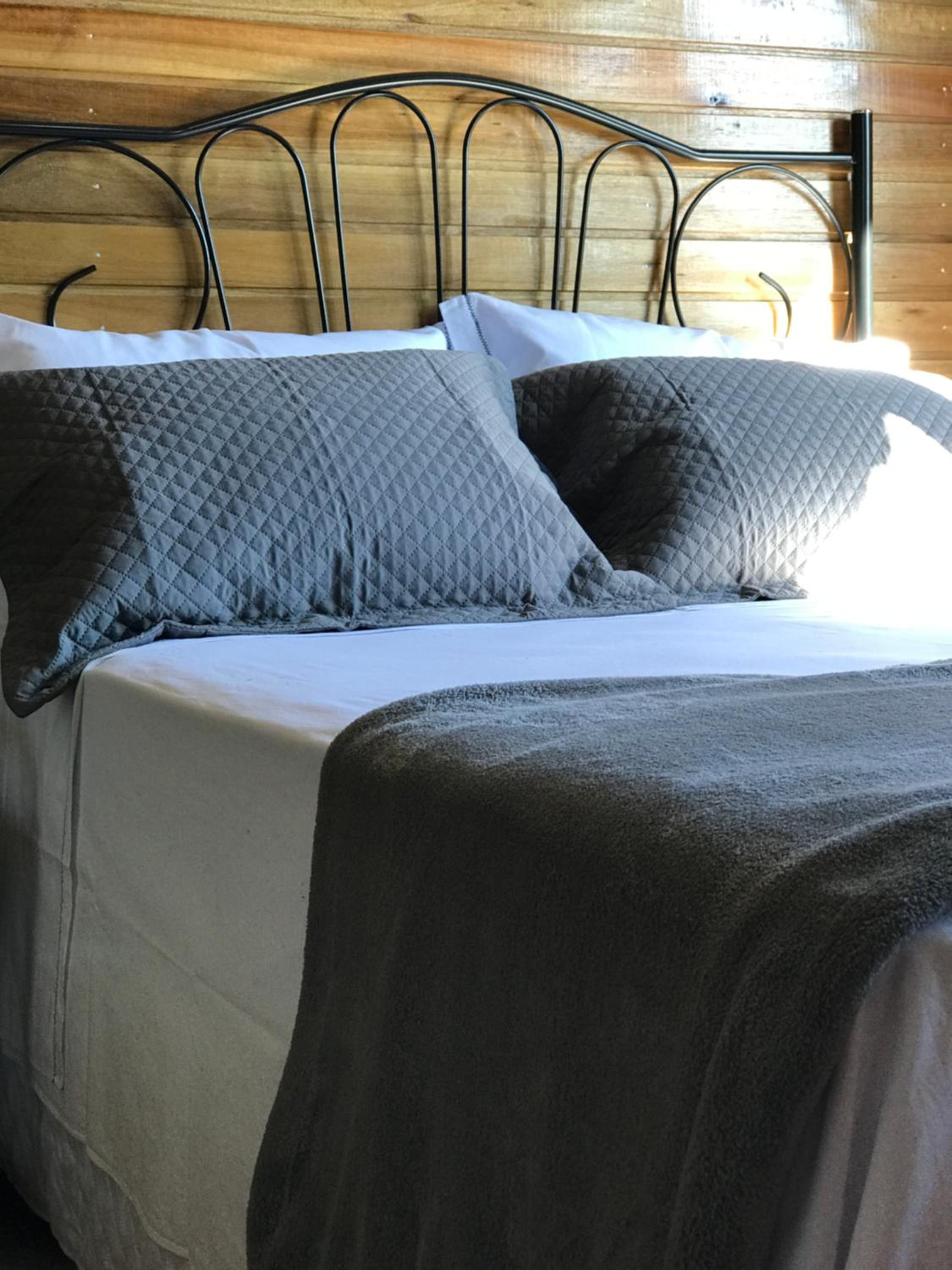 Canyons Guest House