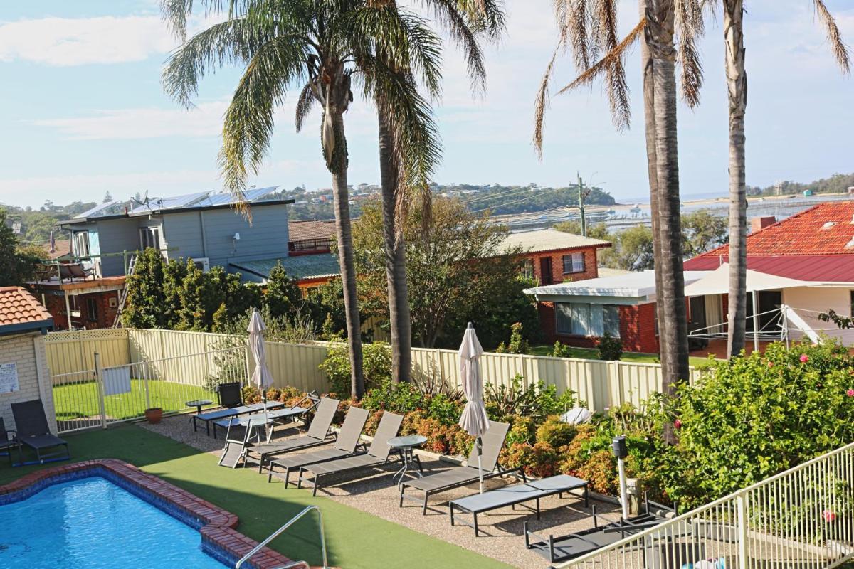 Capri Apartments