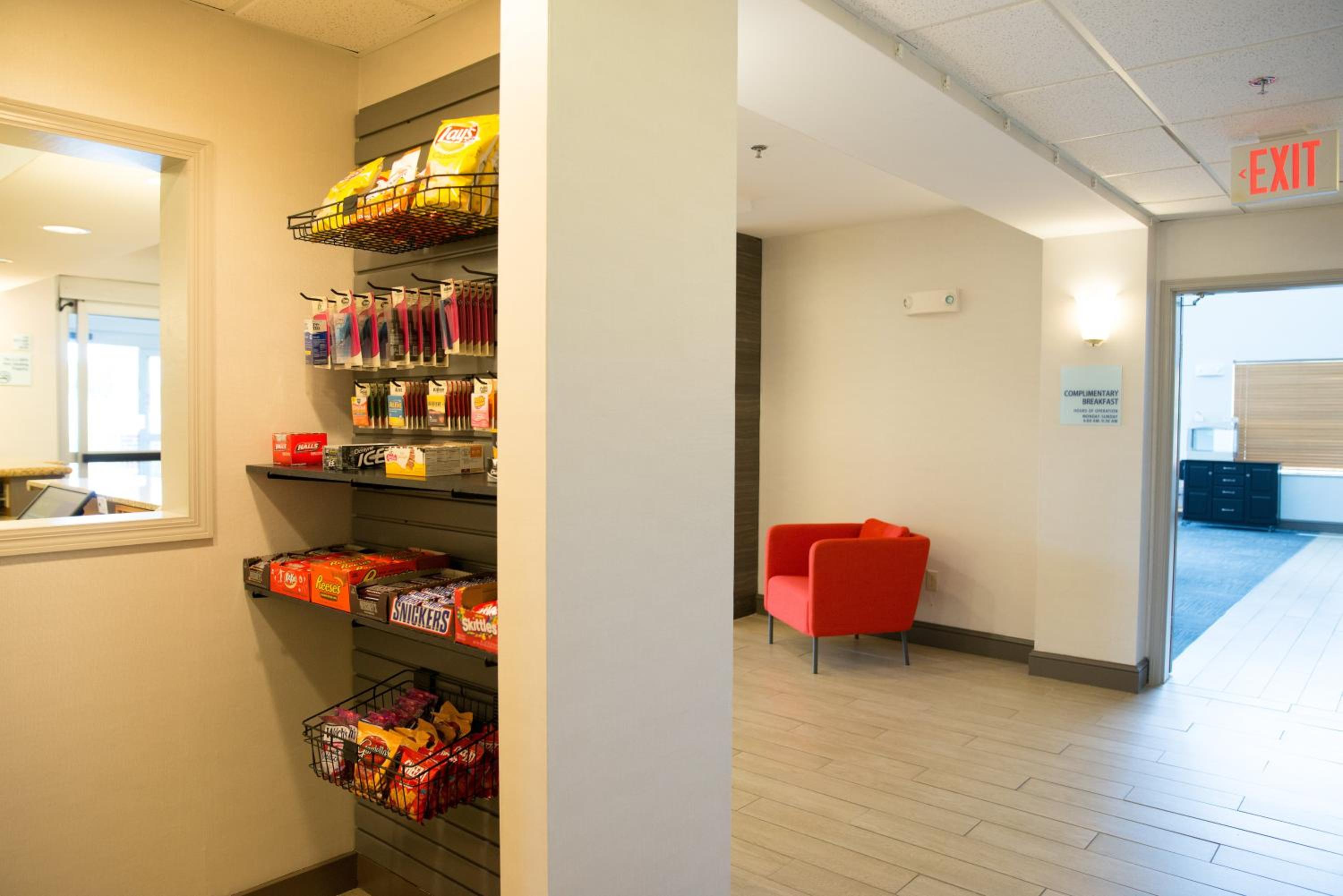 Holiday Inn Express Hotel  Suites Chanhassen, an IHG Hotel - Property Image 42