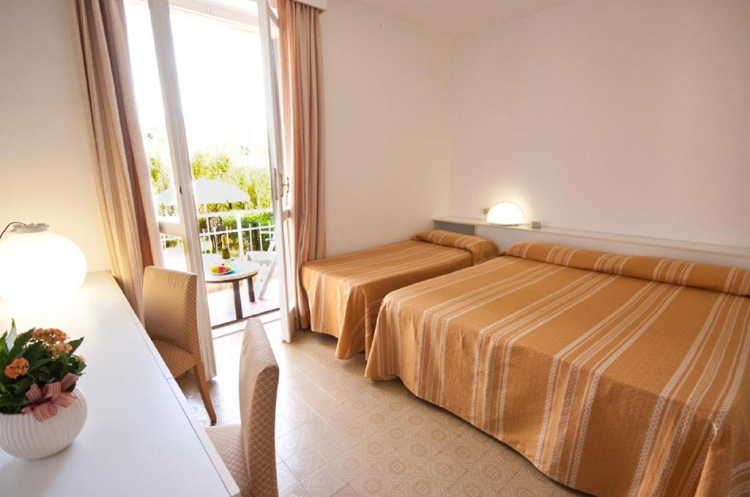 Residence Golfo Della Lacona