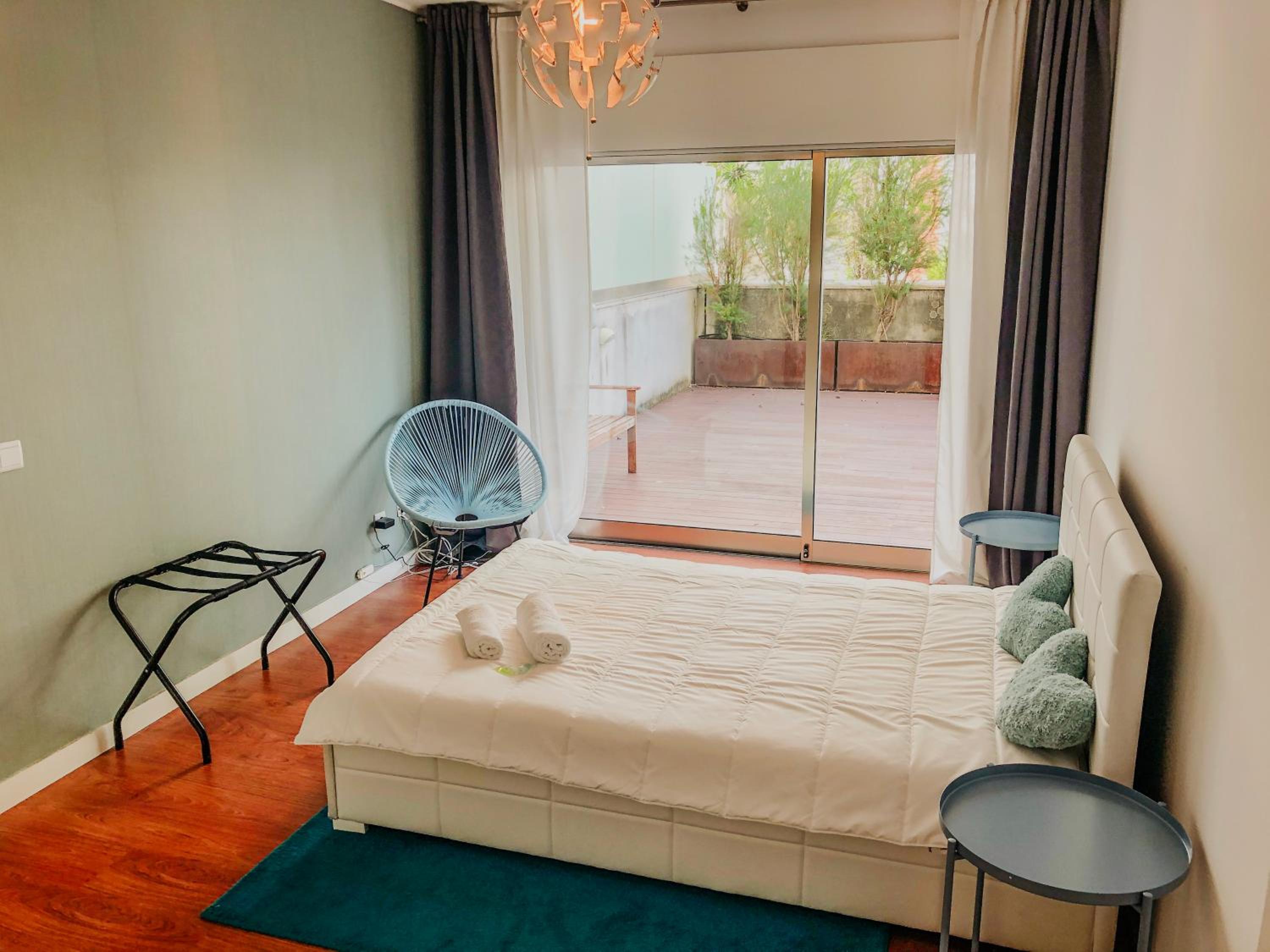 SPA apartment near the beach and marina