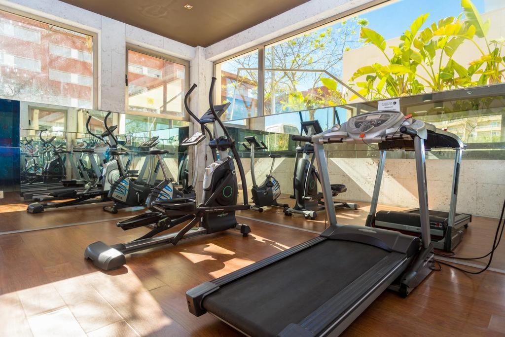 SPA apartment near the beach and marina