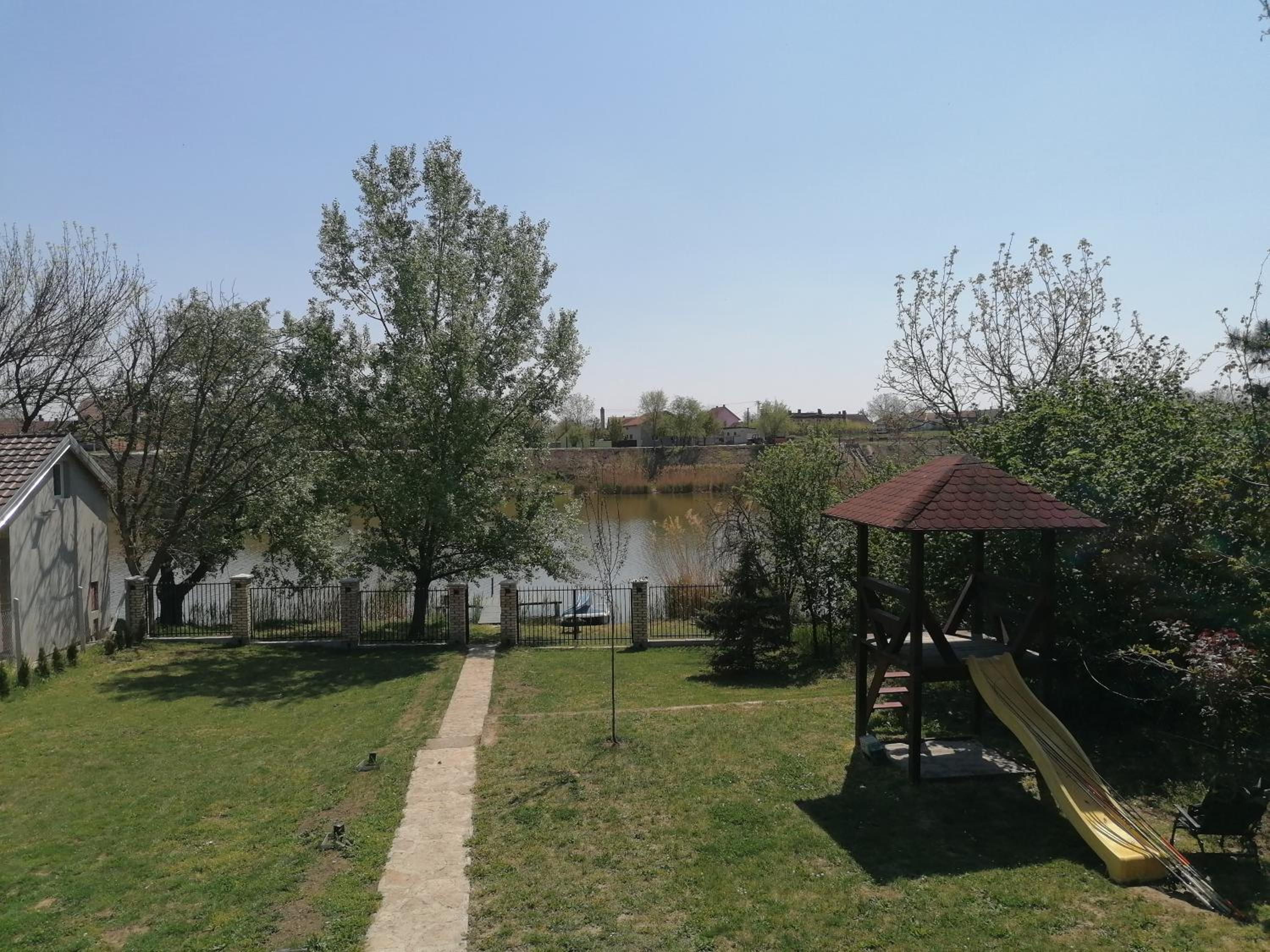 Photo 17