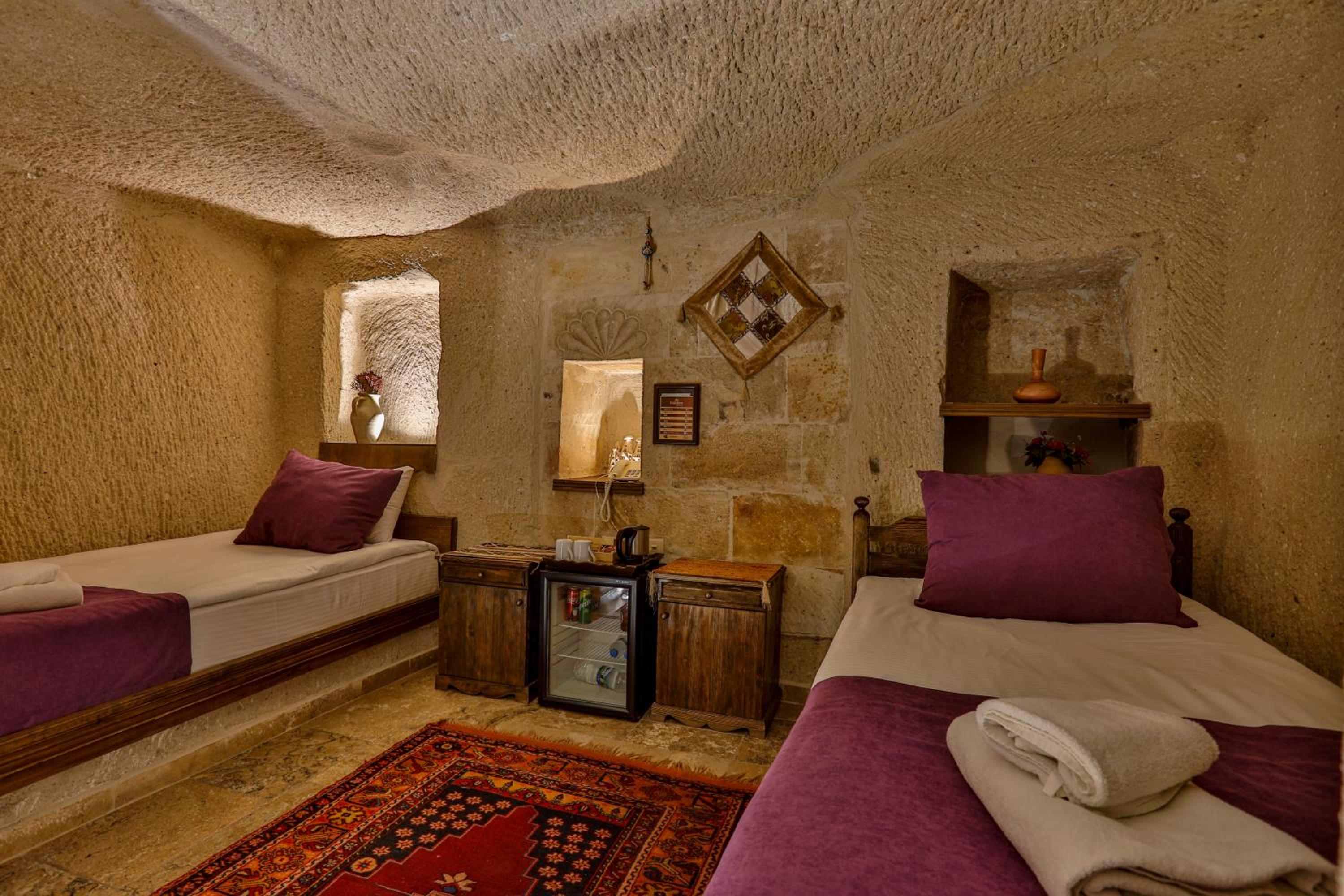 Hidden Cave Hotel - Image 96