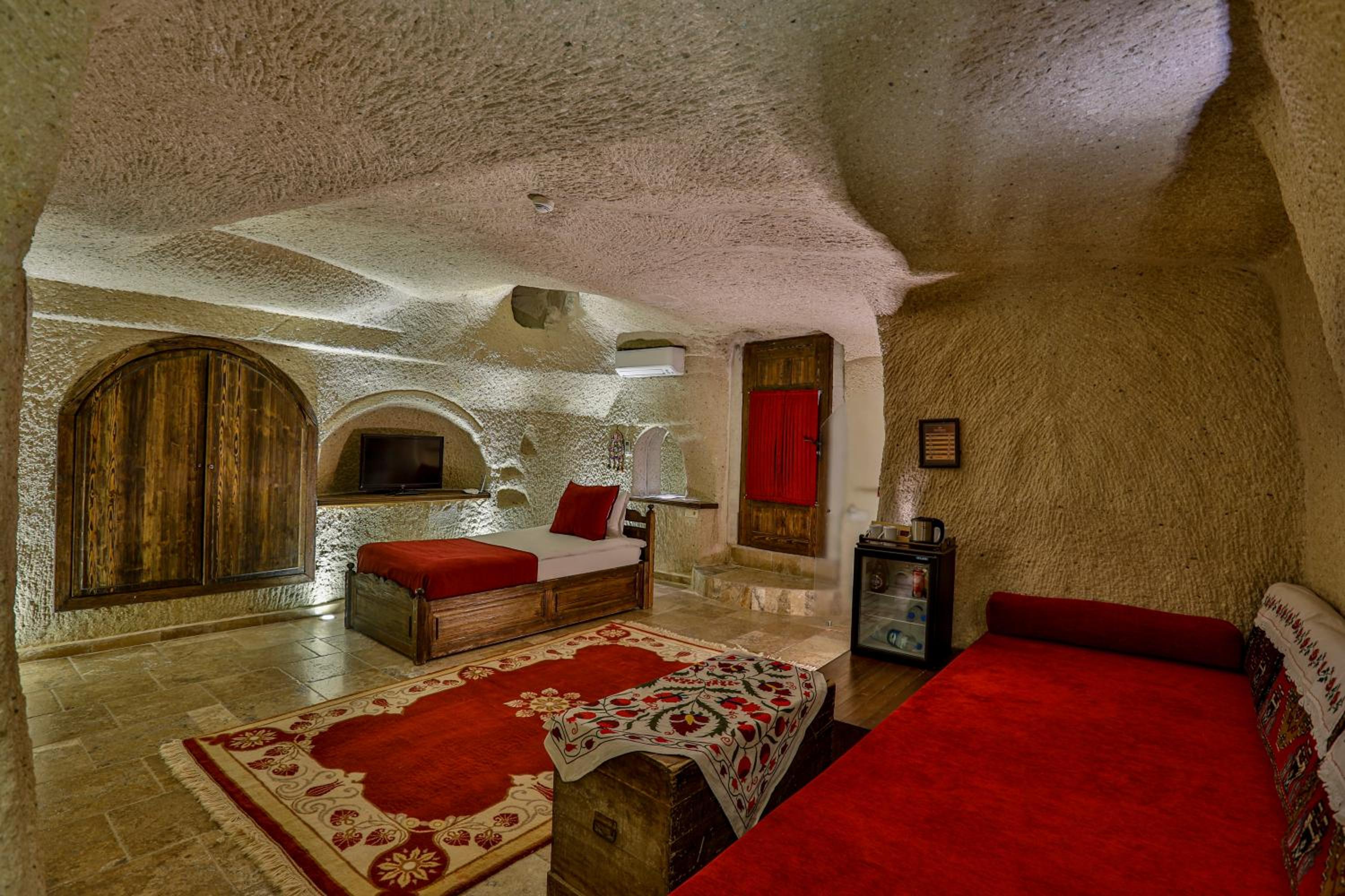 Hidden Cave Hotel - Image 92