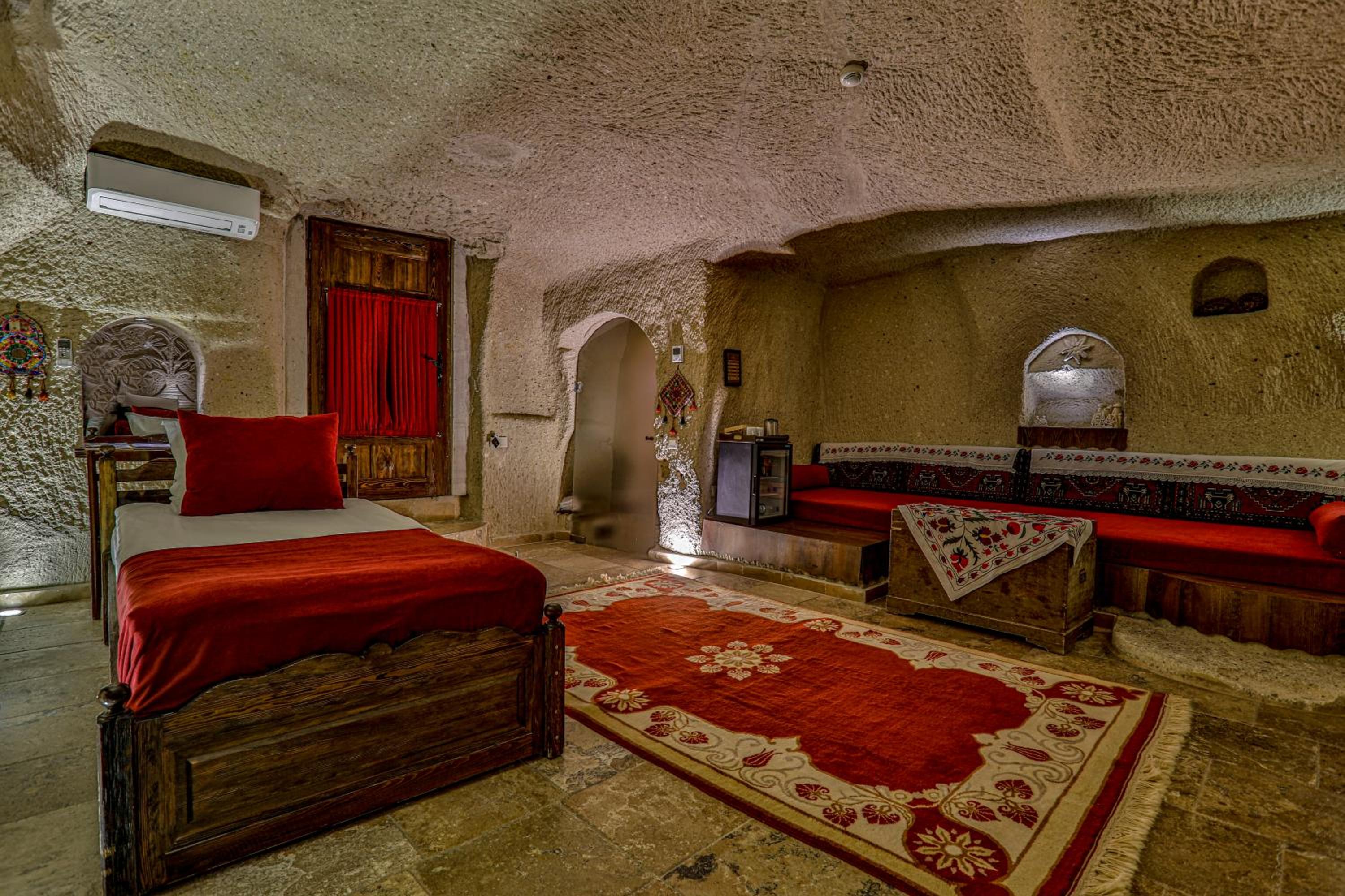 Hidden Cave Hotel - Image 91