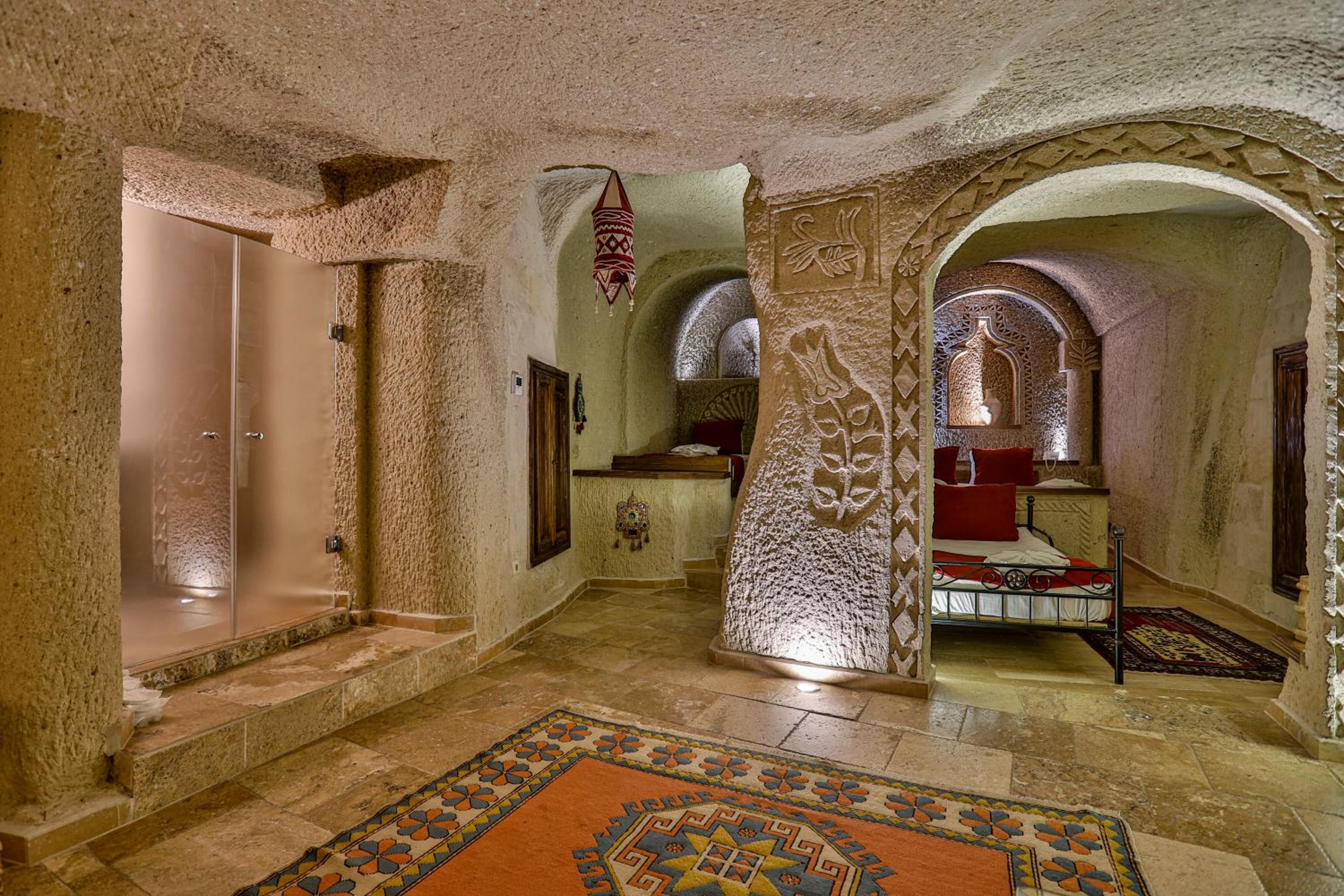 Hidden Cave Hotel - Image 39