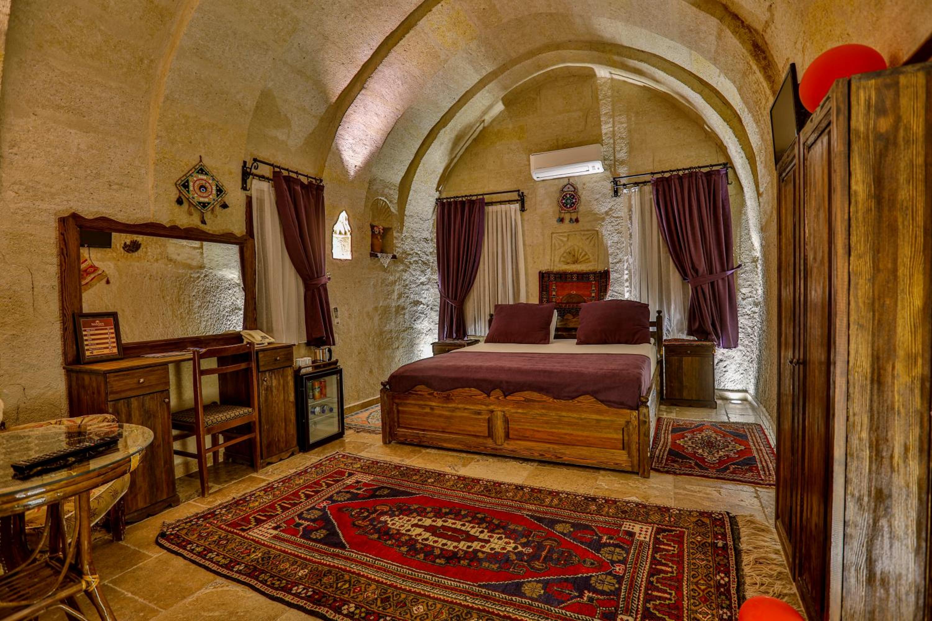 Hidden Cave Hotel - Image 36