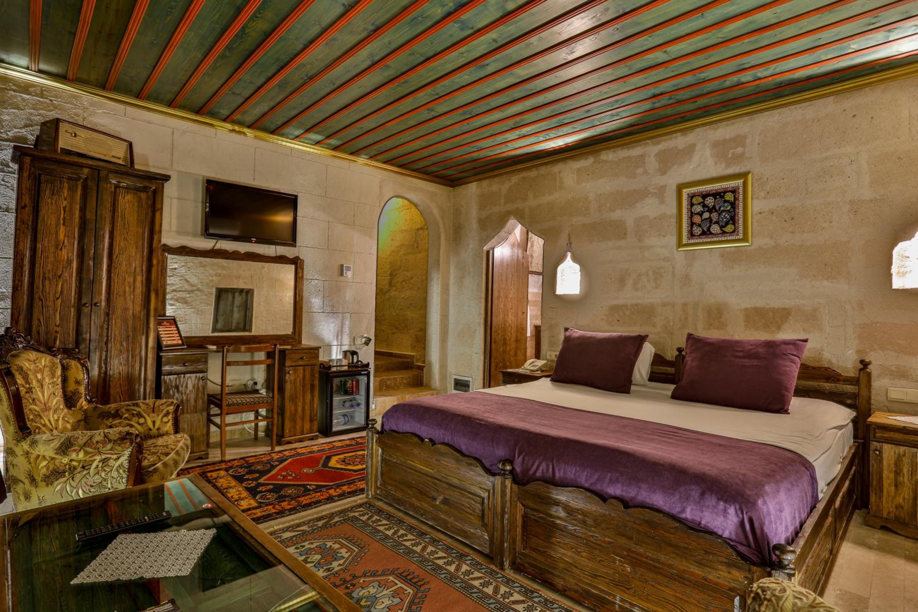 Hidden Cave Hotel - Image 32