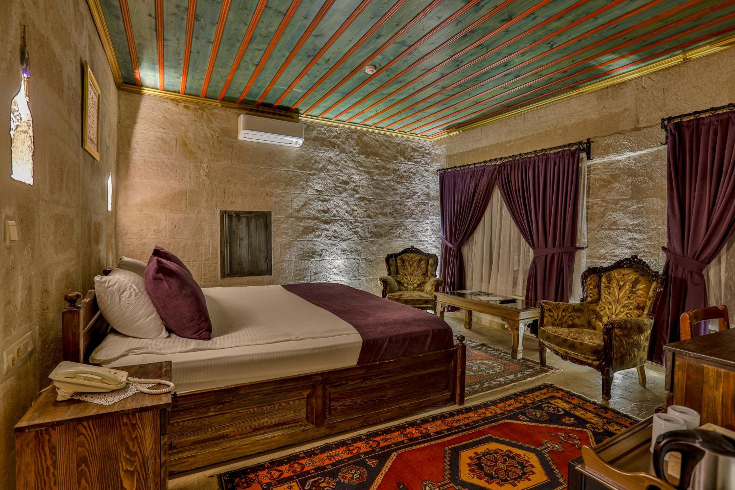 Hidden Cave Hotel - Image 31