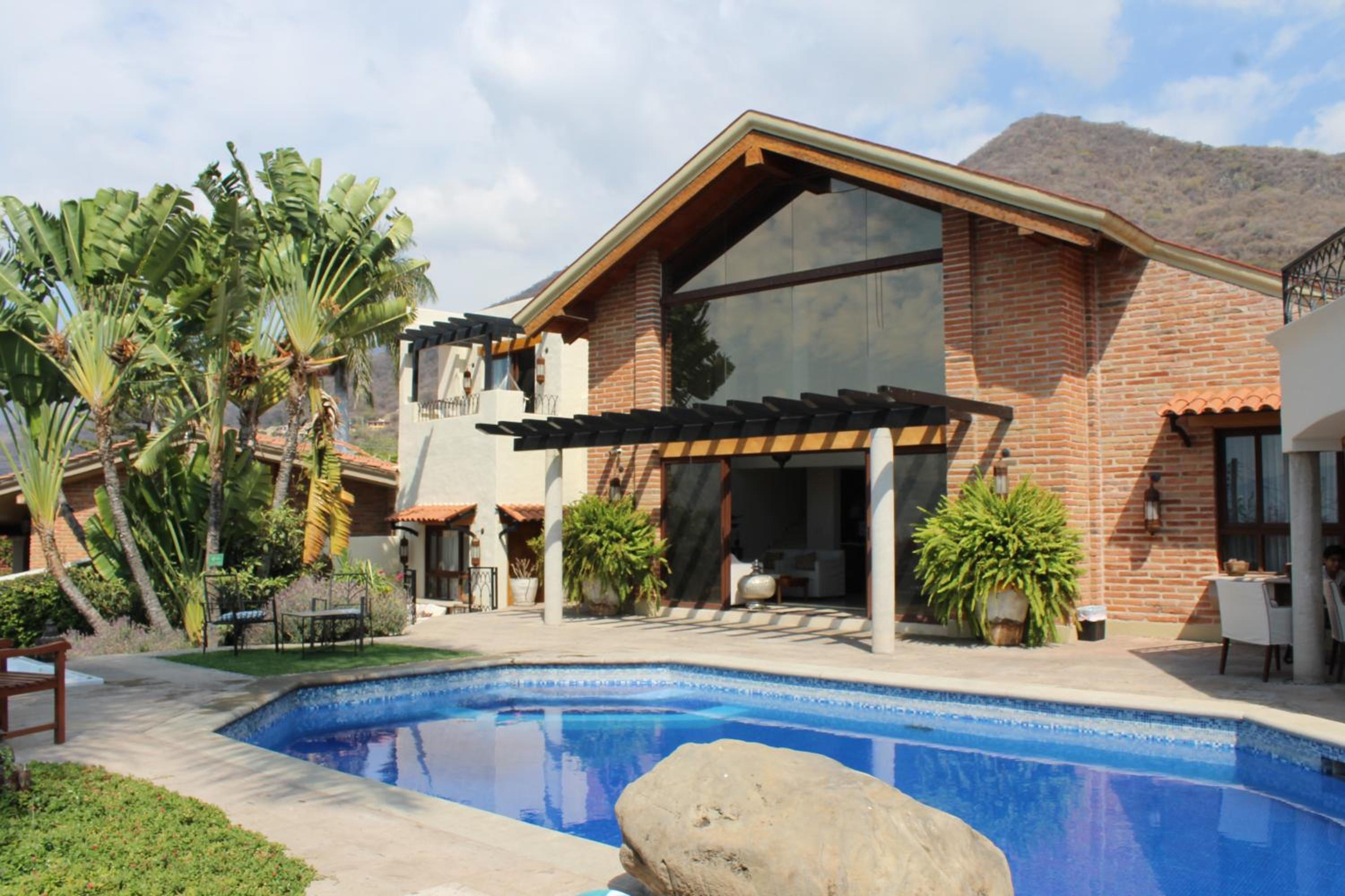 Hotel Lindo Ajijic Bed & Breakfast view 3