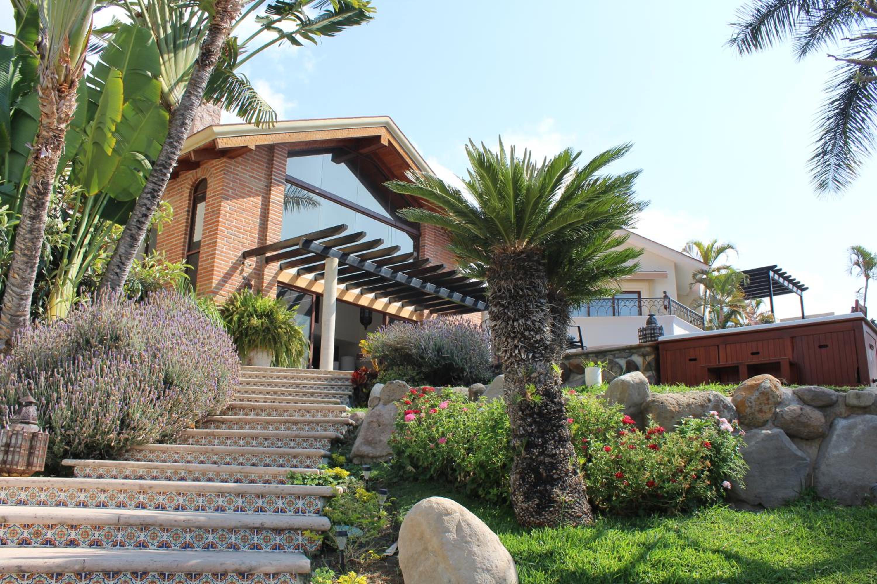 Hotel Lindo Ajijic Bed & Breakfast view 5