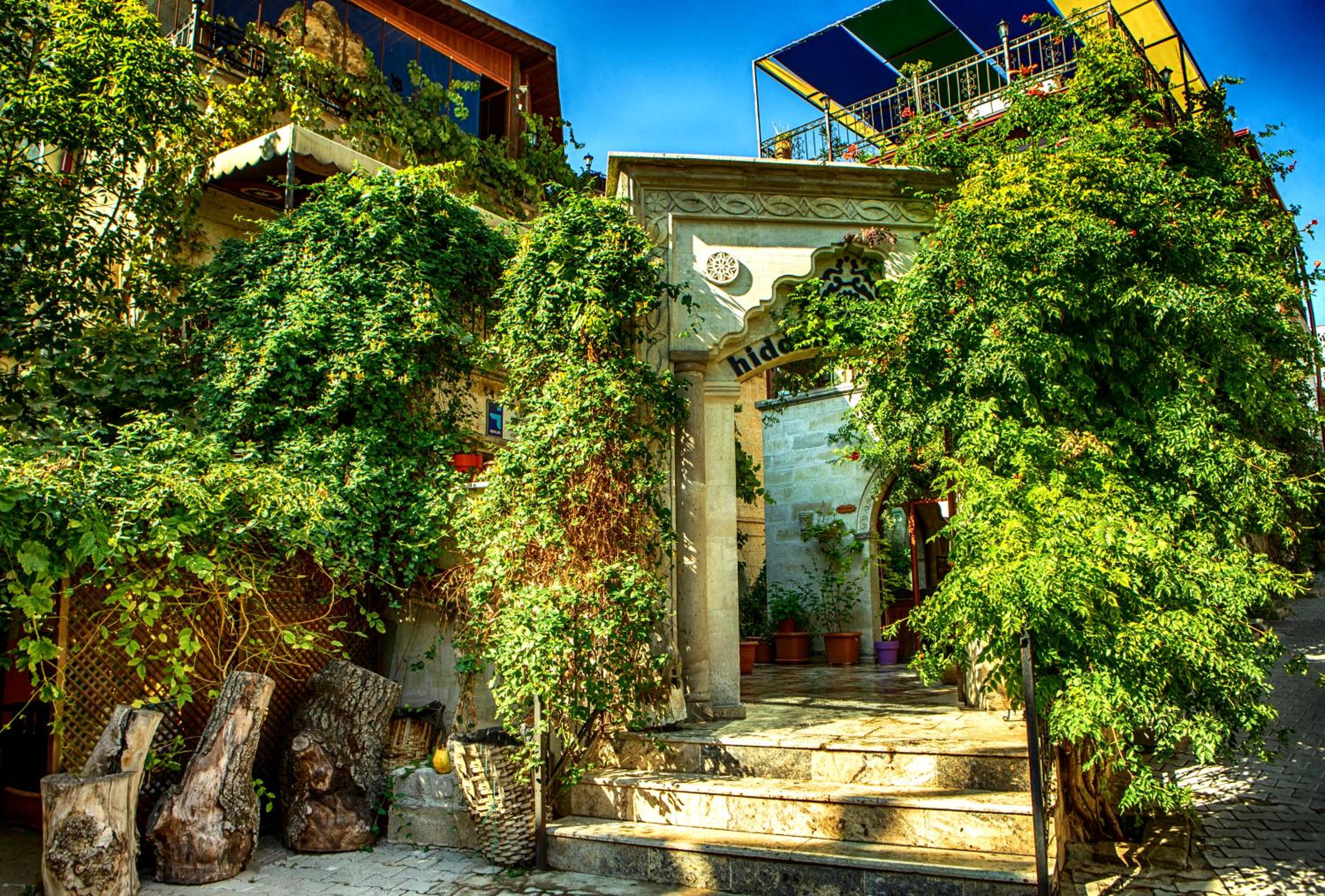 Hidden Cave Hotel - Image 76