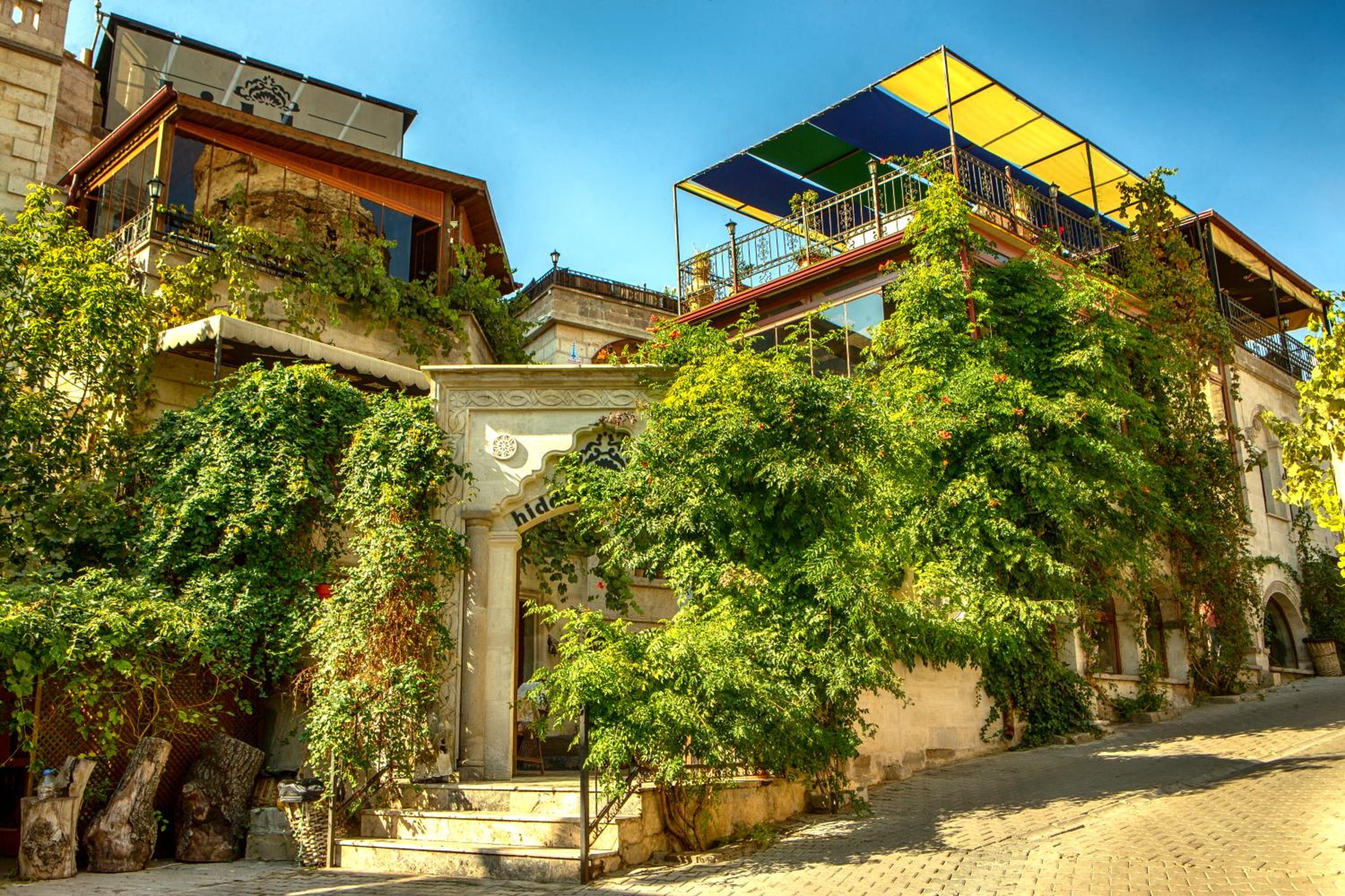 Hidden Cave Hotel - Image 71