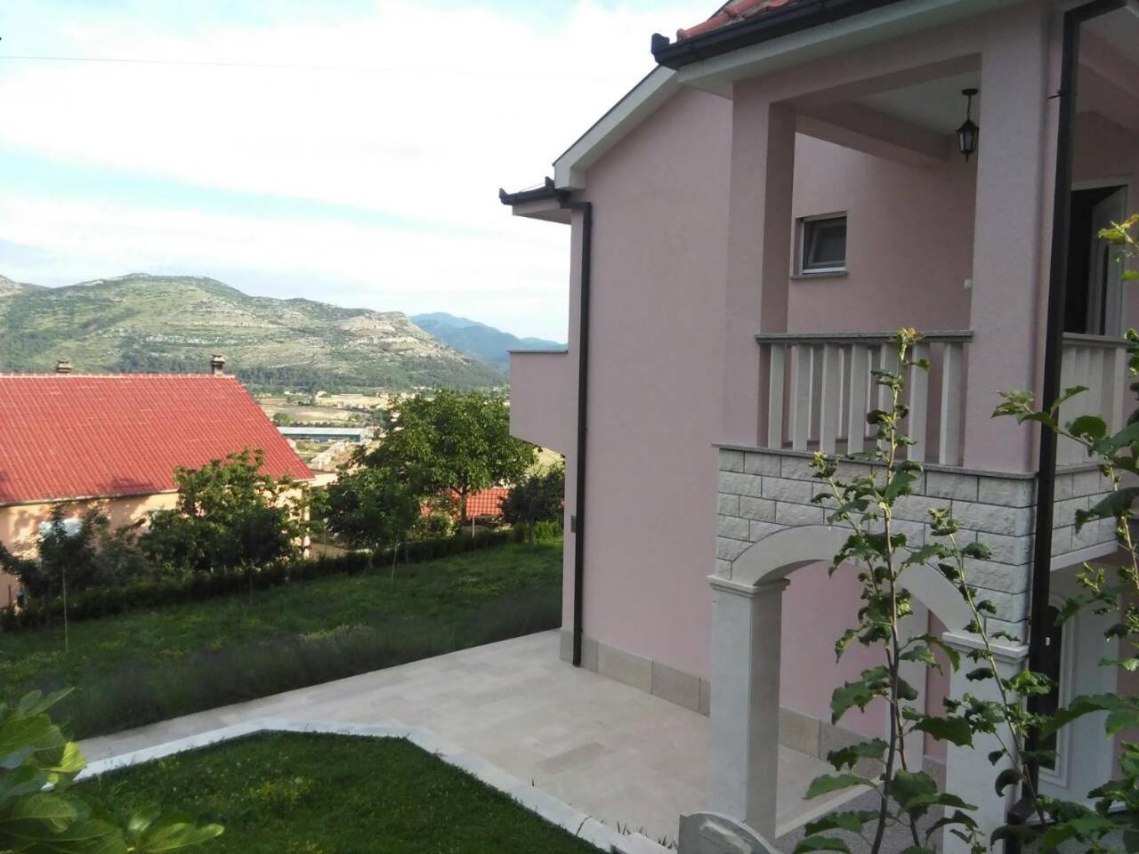 Sun garden apartment