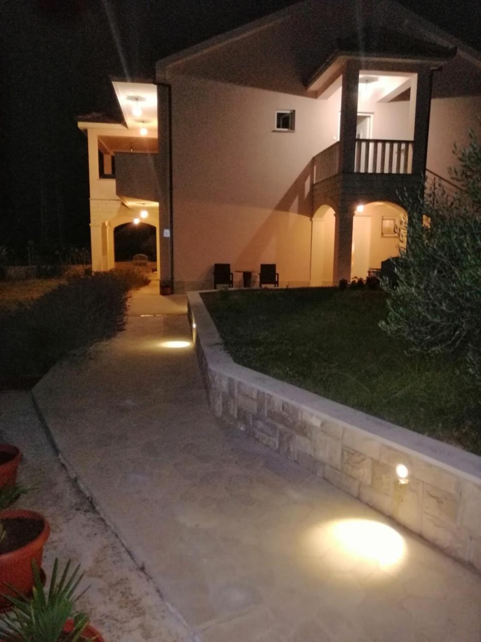 Sun garden apartment