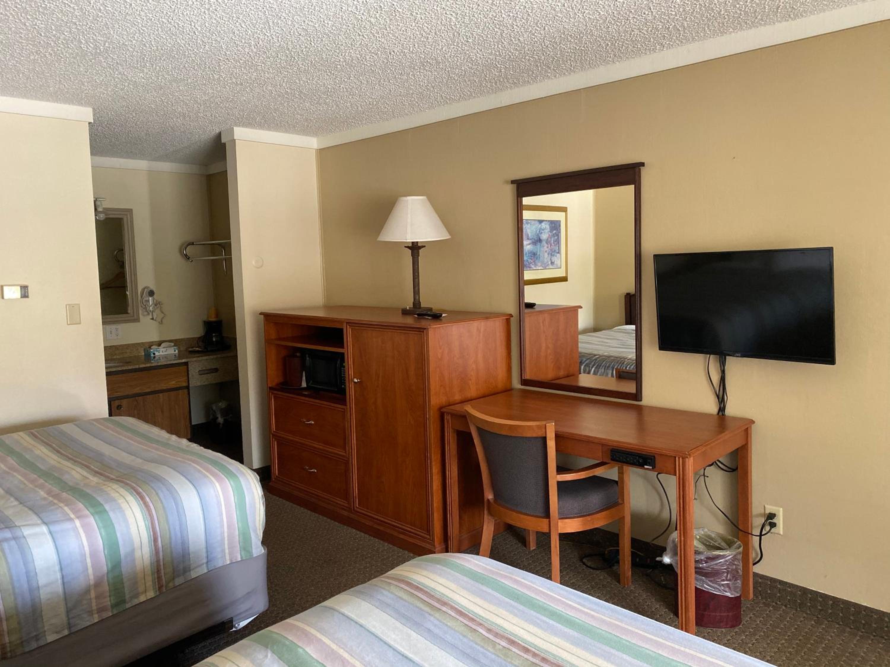 Snowshoe Motel