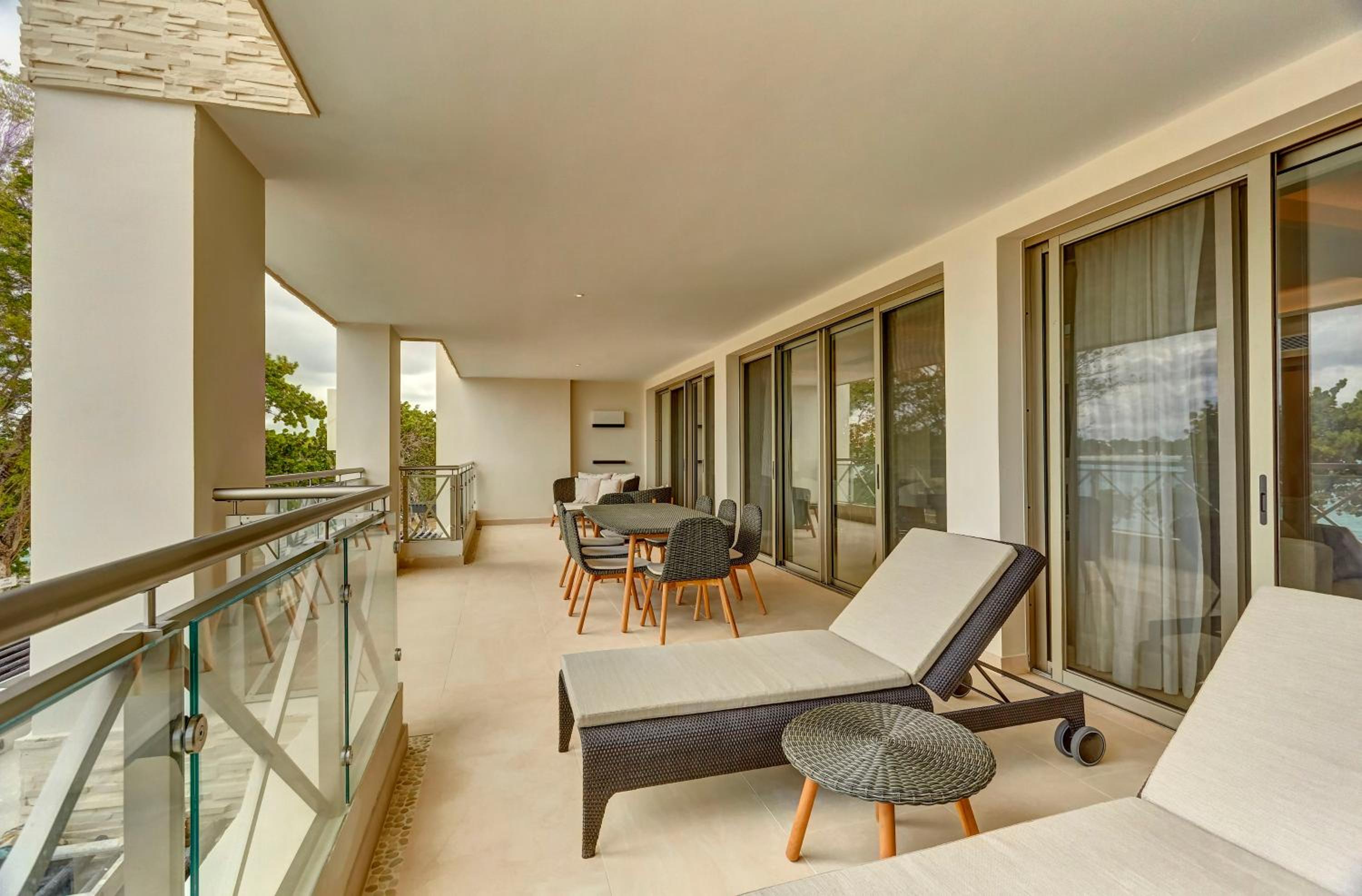 Jamaica Vacations - Royalton Negril, An Autograph Collection All-Inclusive Resort - Property Image 18