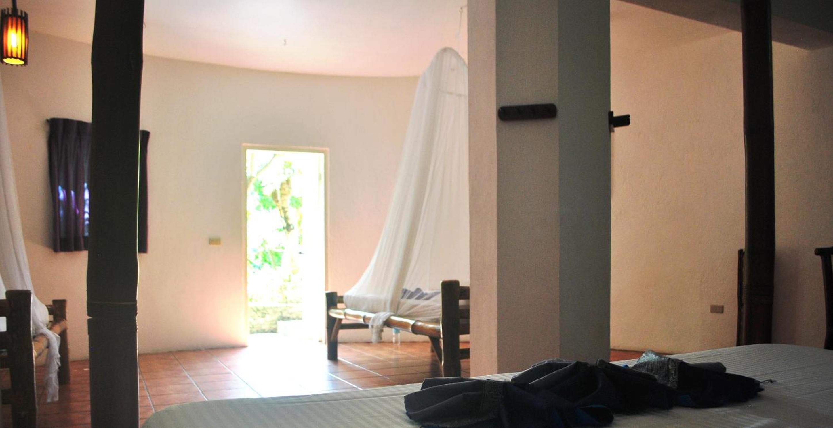 Lenisia Corporate Guest House — photo 37