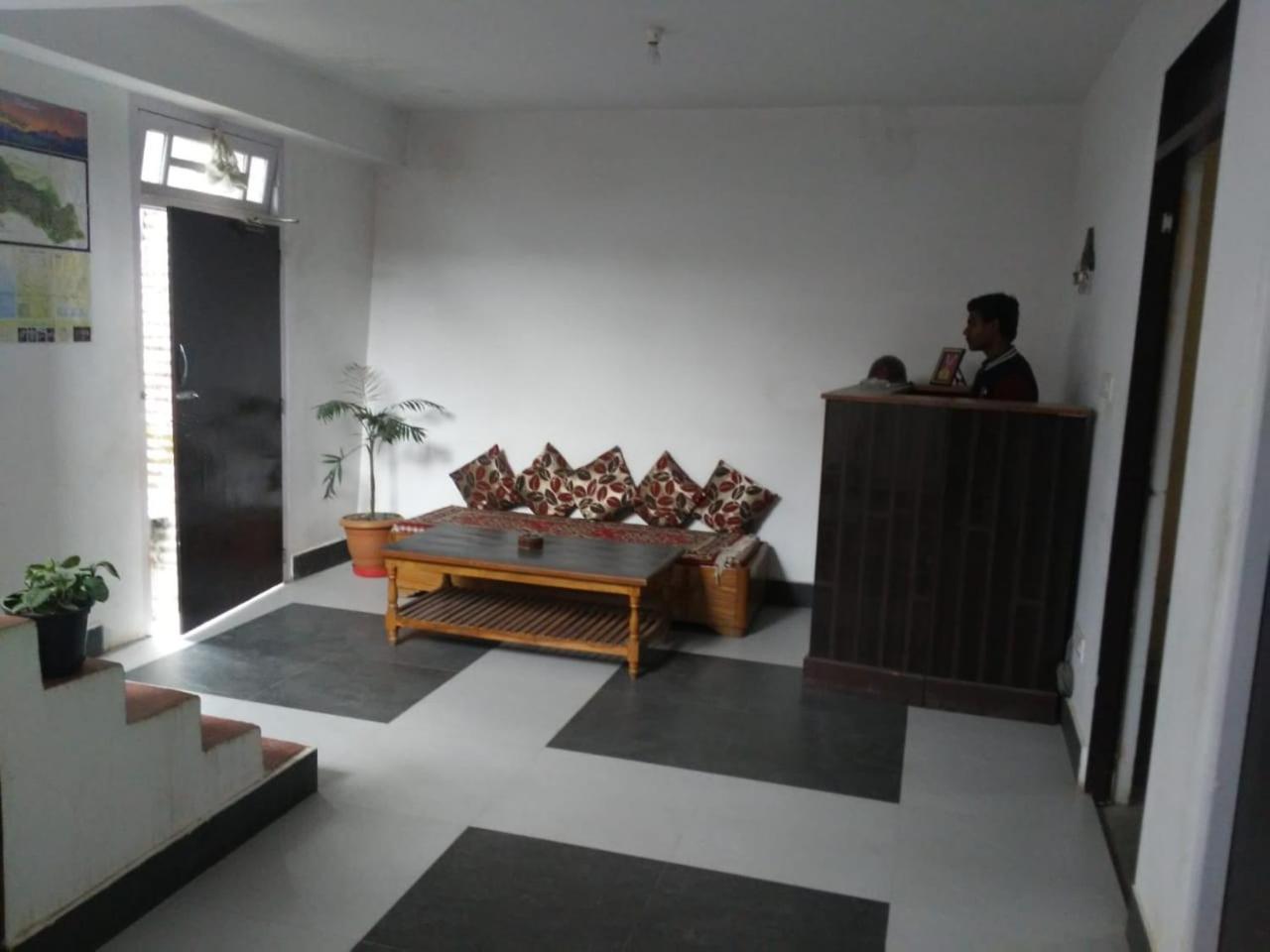 Photo 10