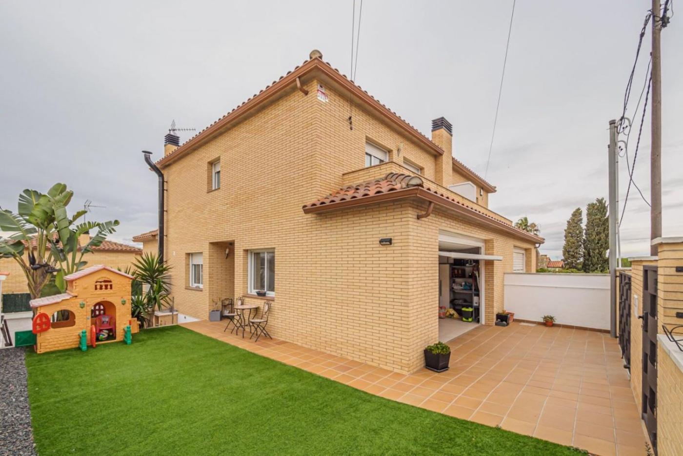 Casa Dorada