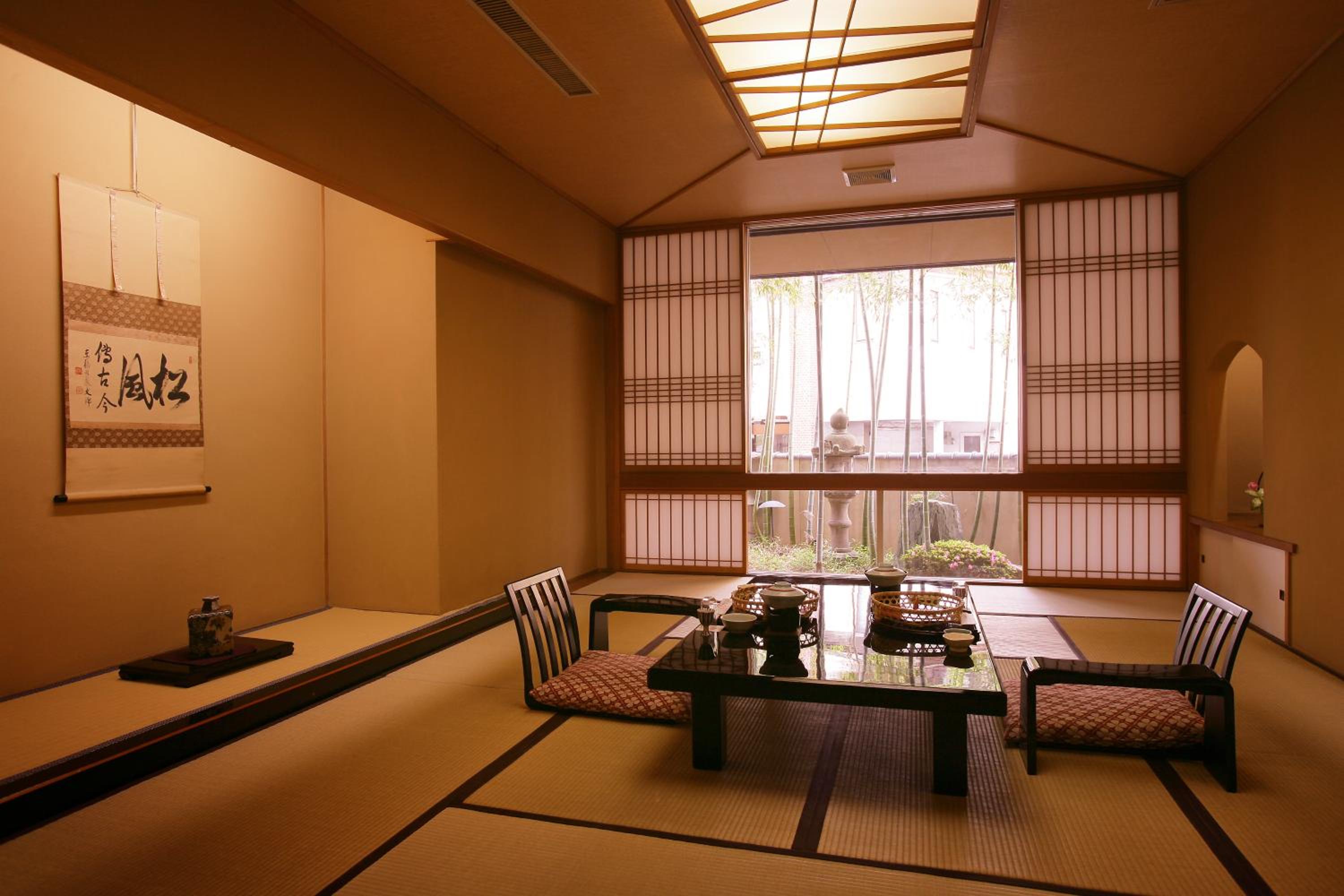 Hayamakan