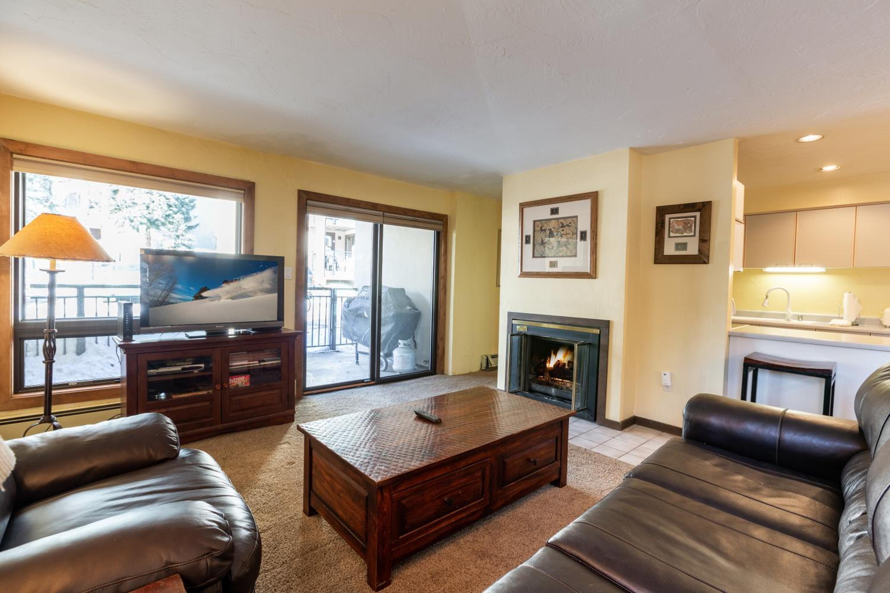 Breakaway West - Studio, 2,3 Bedrooms by Vail Realty